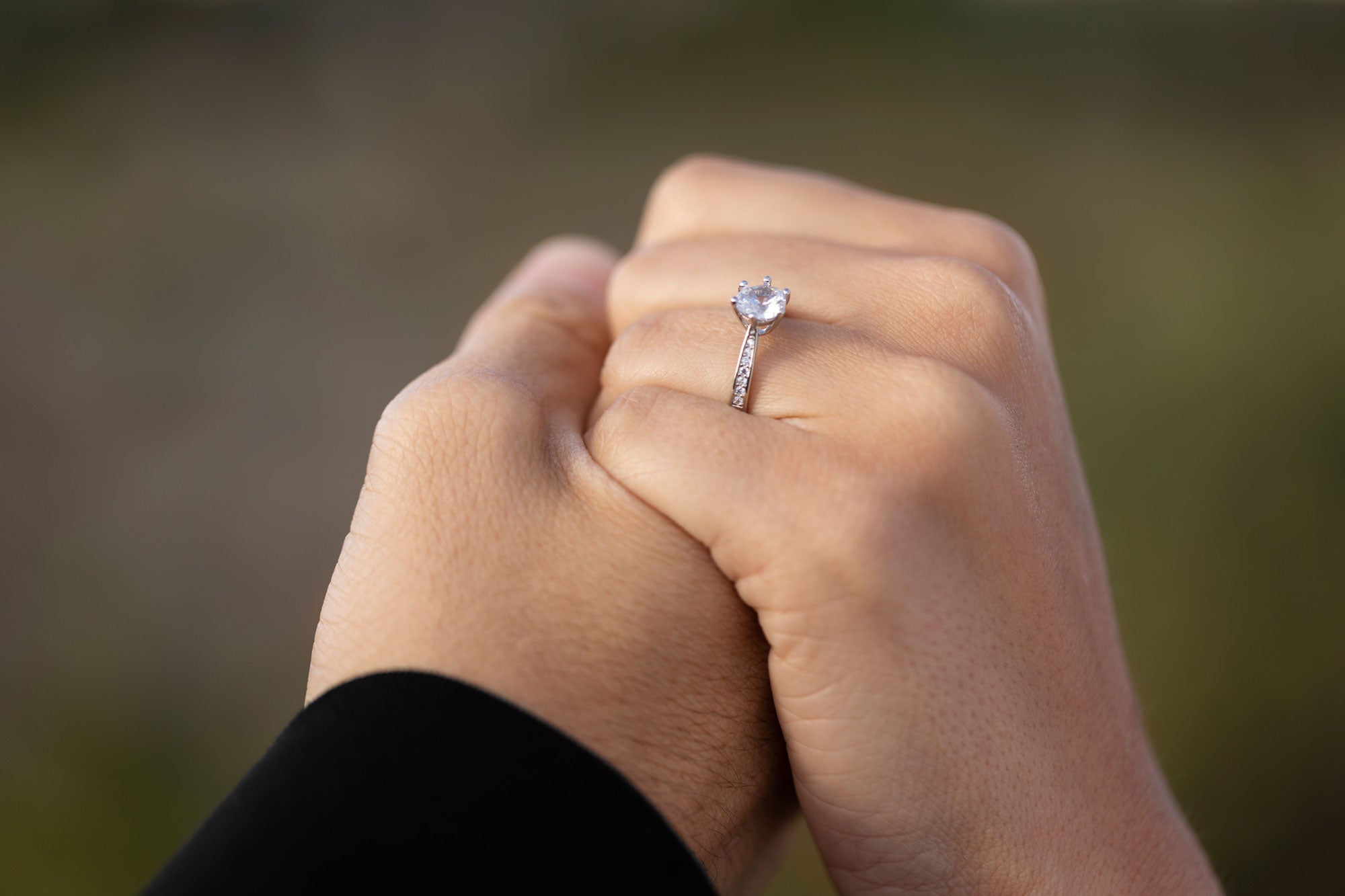 Selecting the Perfect Diamond for an Engagement Ring
