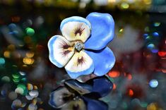 14K Antique Pansy Brooch