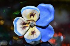 14K Antique Pansy Brooch