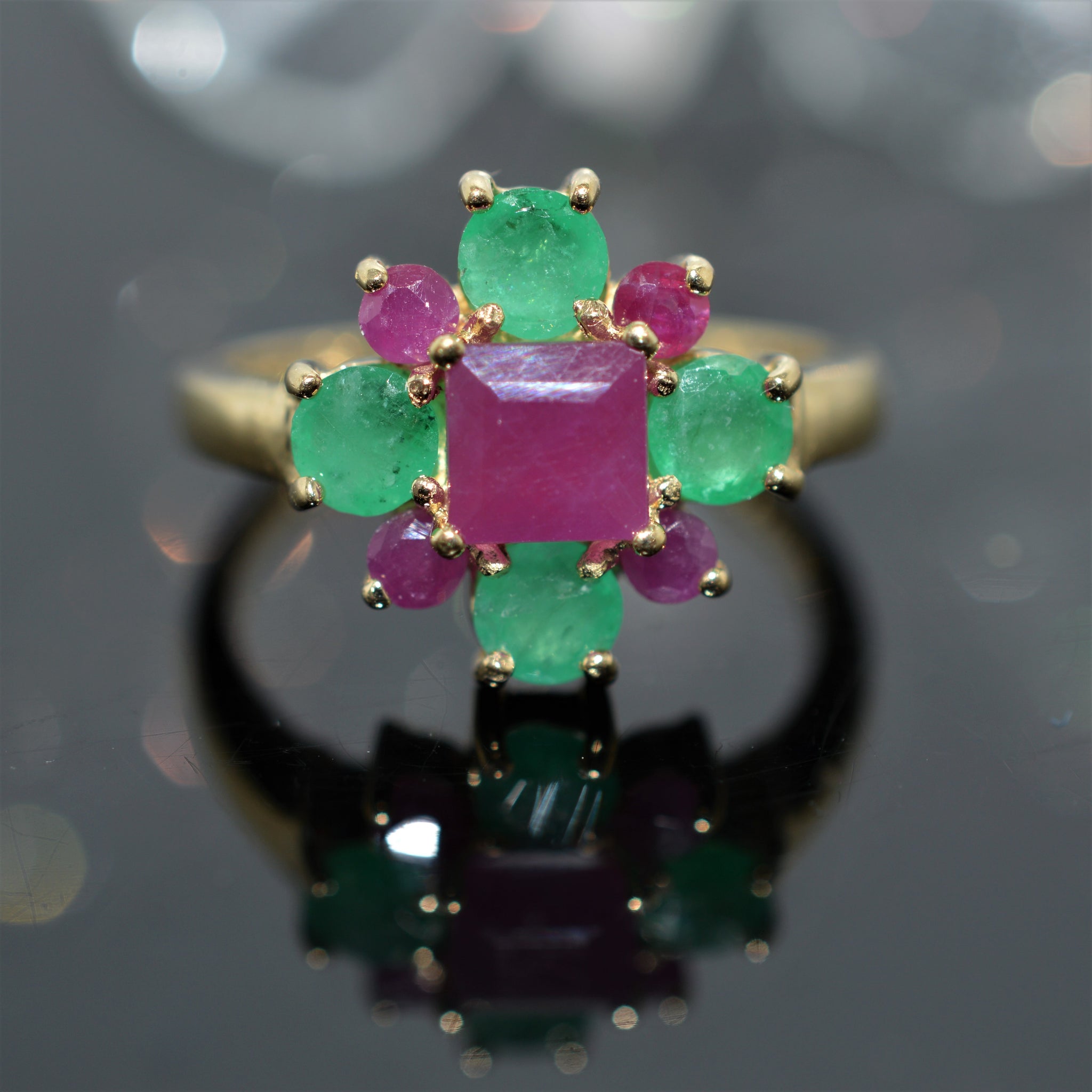 Heart Shaped Emerald and Ruby Toi Et Moi Ring | LUO