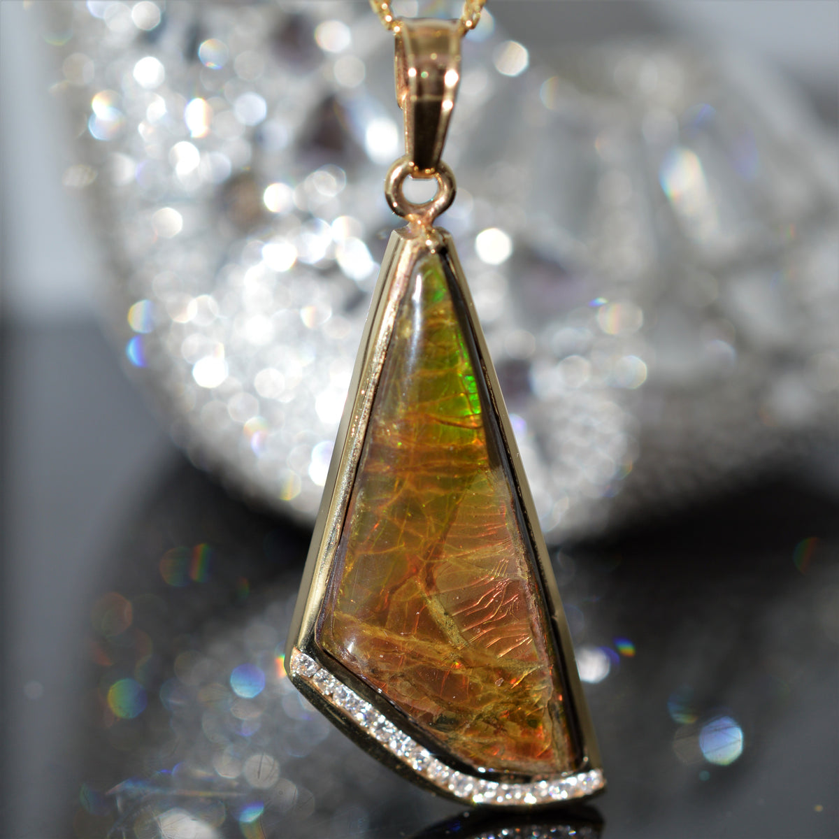 14K Yellow Gold Beautiful Ammolite And Diamond Necklace