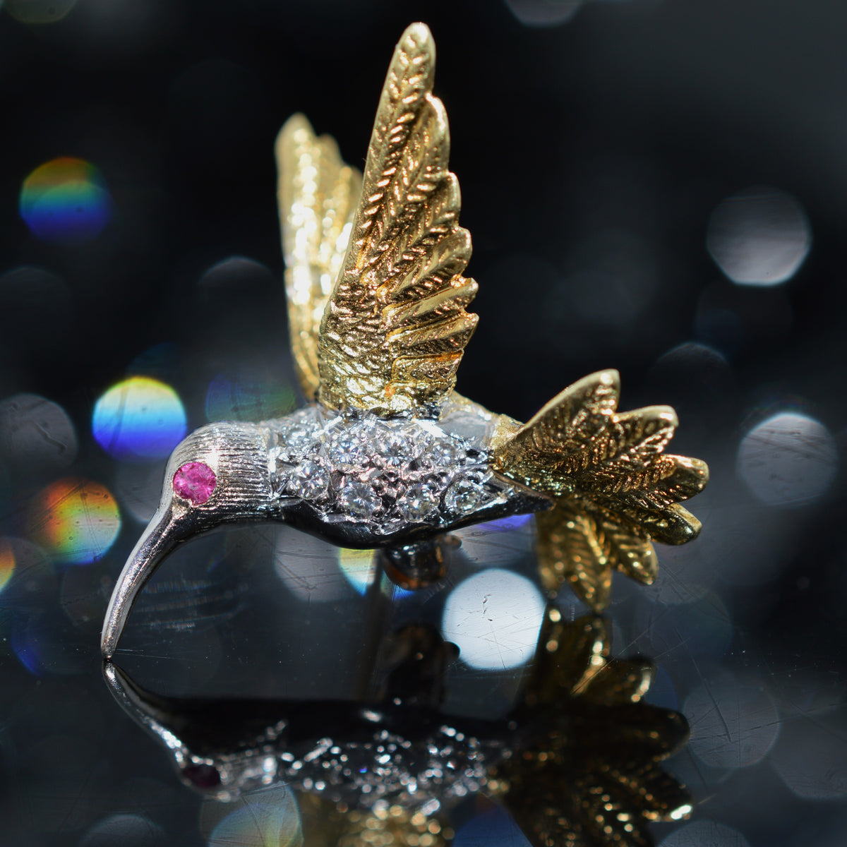 18K Two Tone Gold Hummingbird Brooch With Diamonds And A Ruby Eye