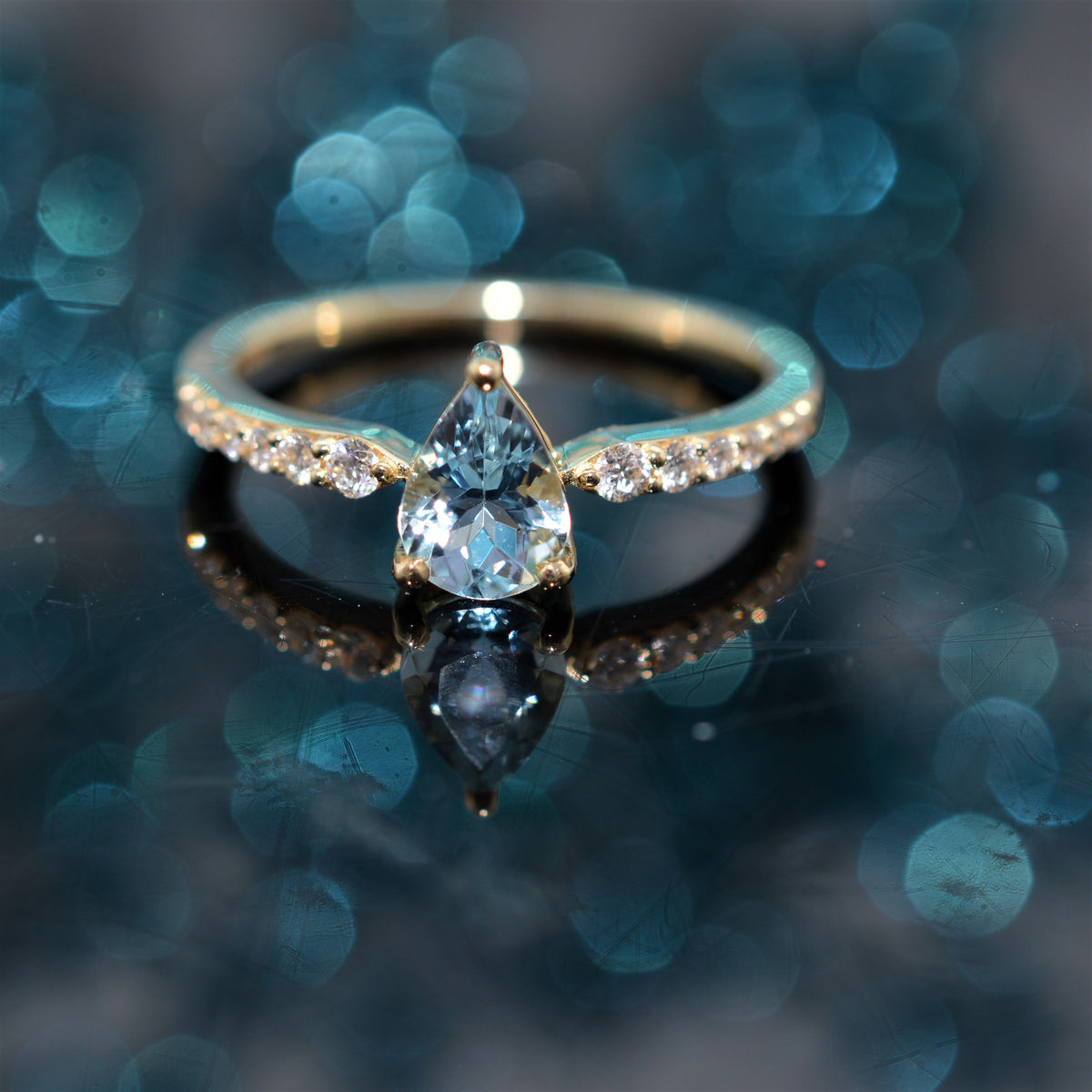 14K Yellow Gold Pear Cut Aquamarine And Diamond Ring