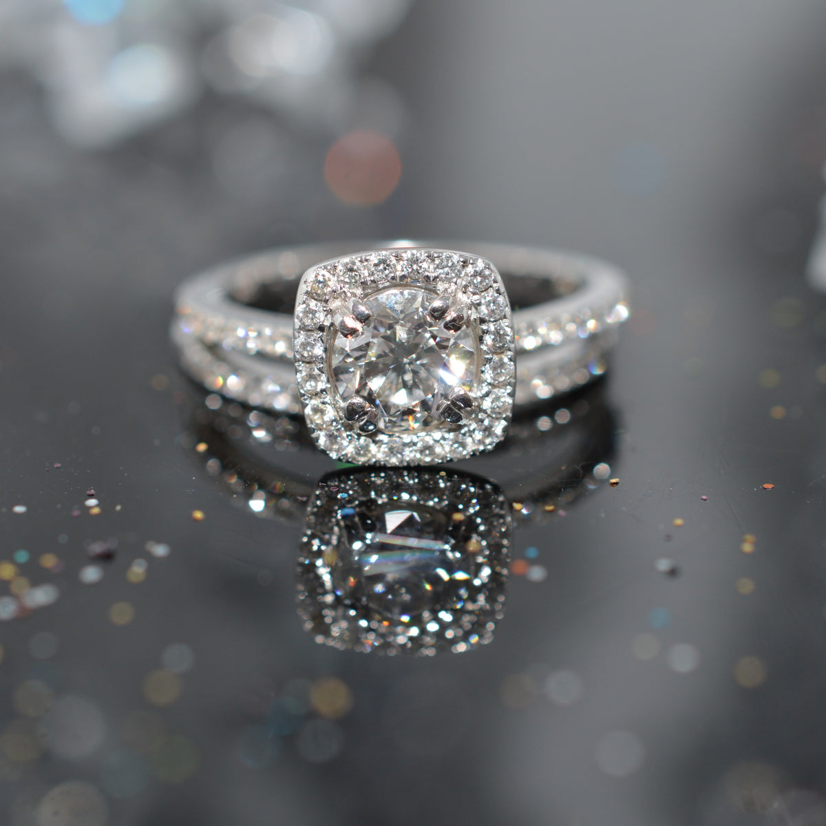 14K White Gold 2 Piece Diamond Engagement Ring Set With Round Center Diamond