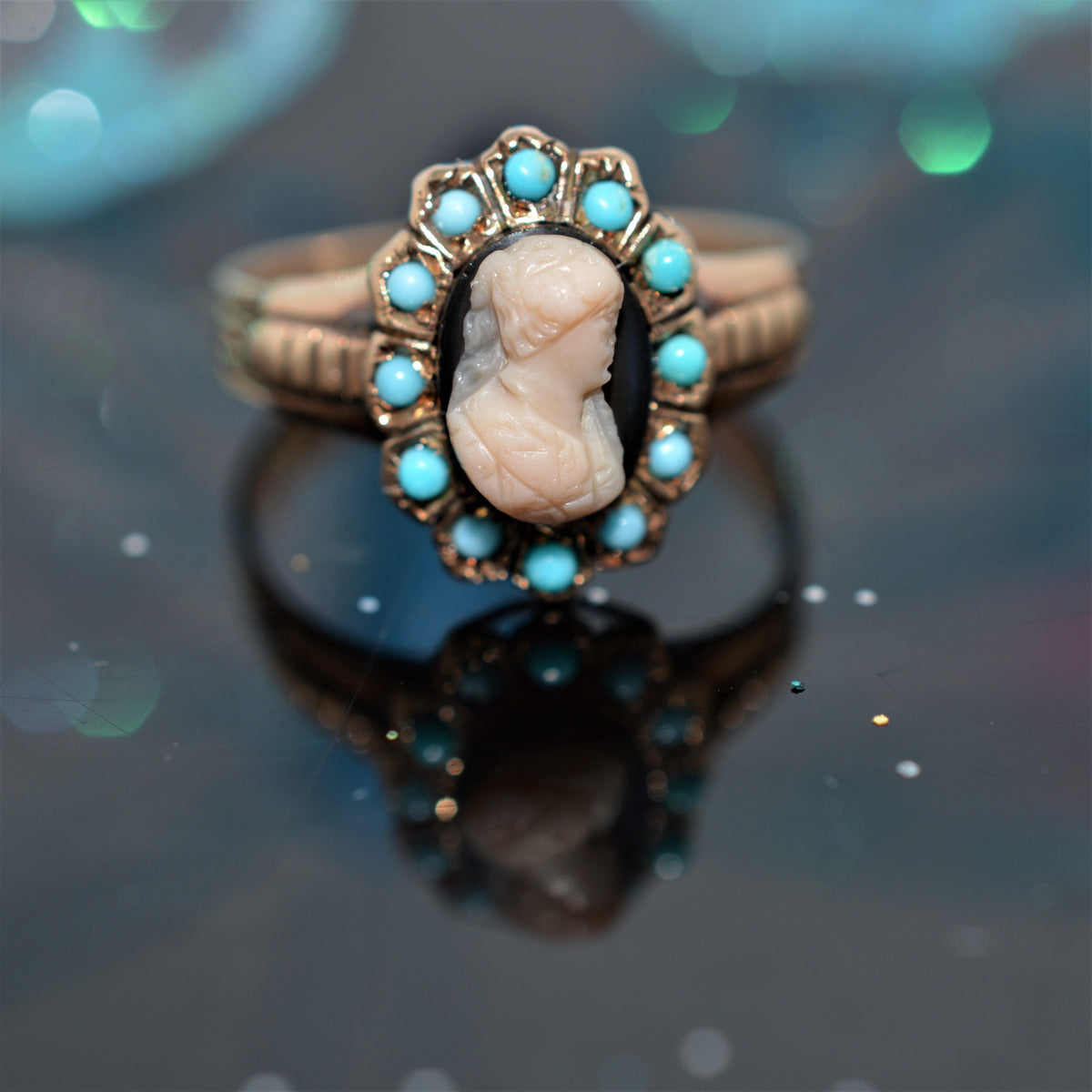 14K Yellow Gold Antique Agate Cameo And Turquoise Ring