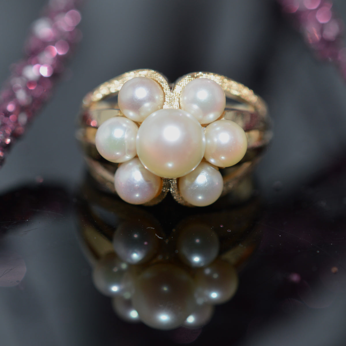14K Yellow Gold Vintage Pearl Ring by Helm &amp; Hahn