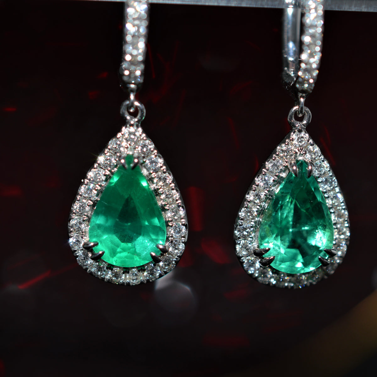 18K White Gold Pear Cut Emerald and Diamond Dangle Earrings