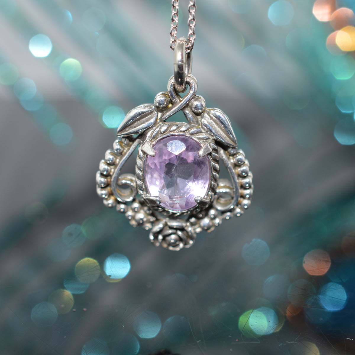 Sterling Silver 18 Inch Long Chain With Amethyst Pendant Containing Leaves &amp; Berries
