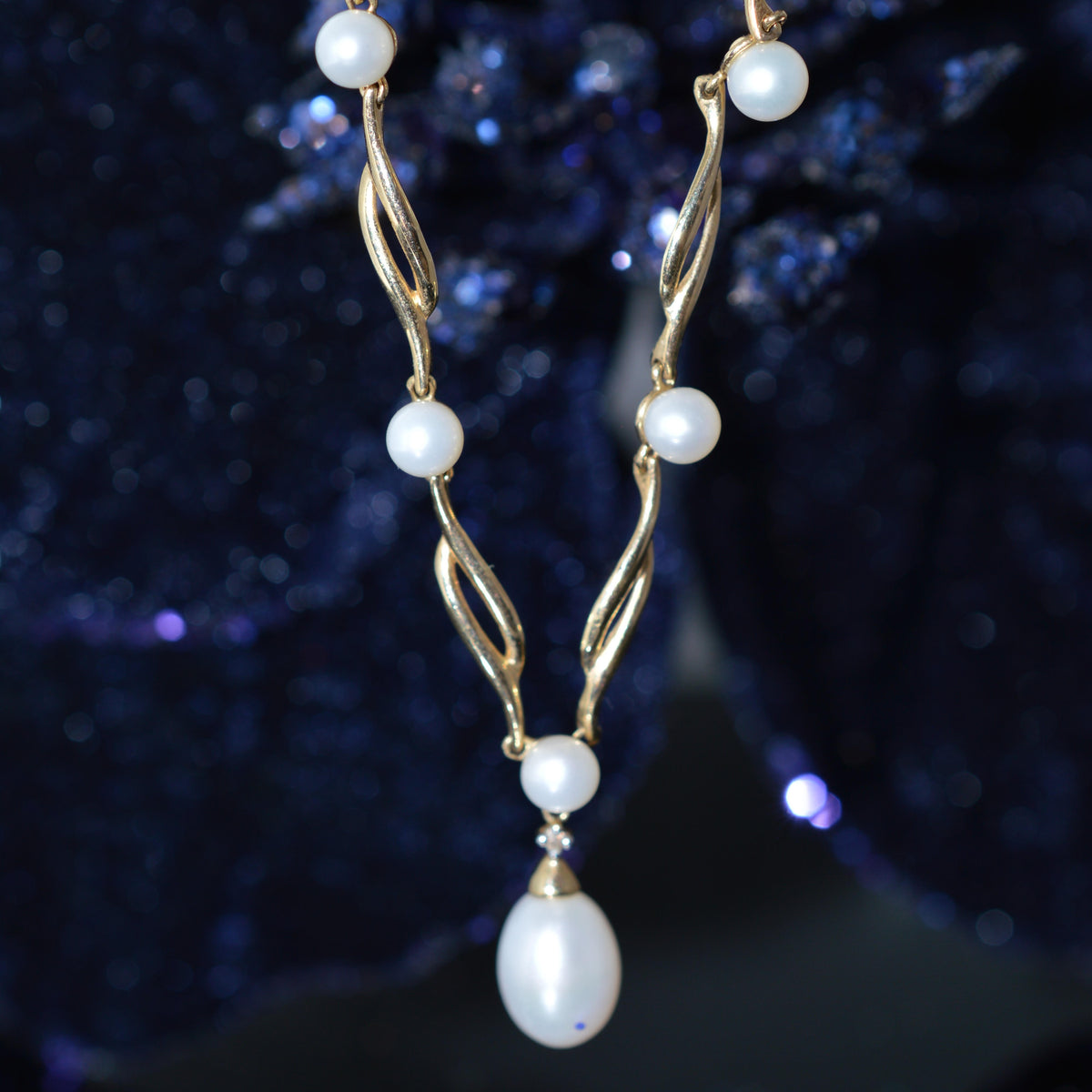 10K Yellow Gold 16.5 Inch Long Pearl Necklace