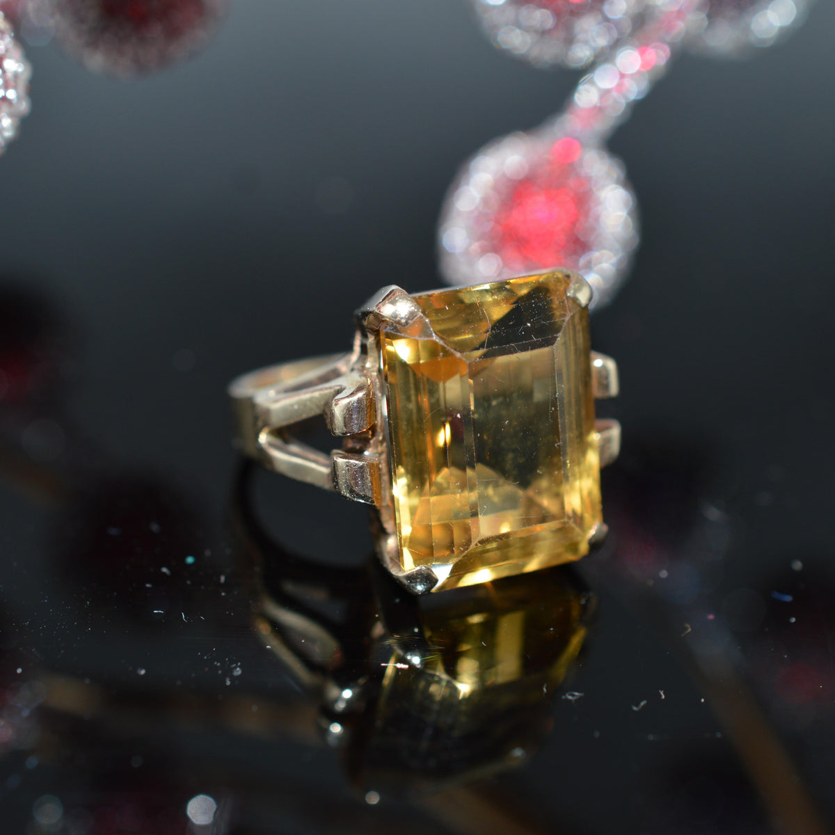 10K Yellow Gold Emerald Cut Citrine Ring