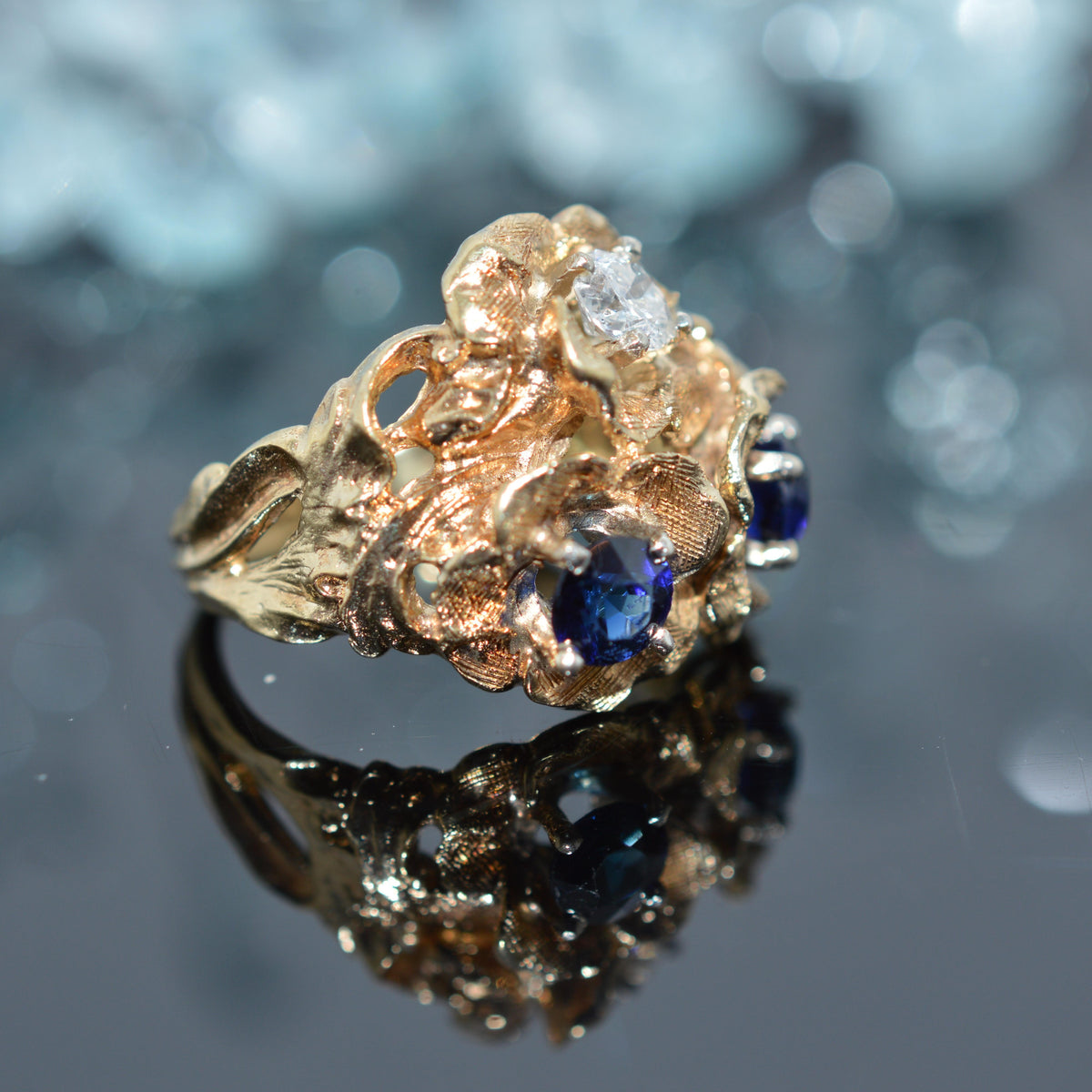 14K Yellow Gold 3 Flower Ring With A 1/4 Carat Diamond