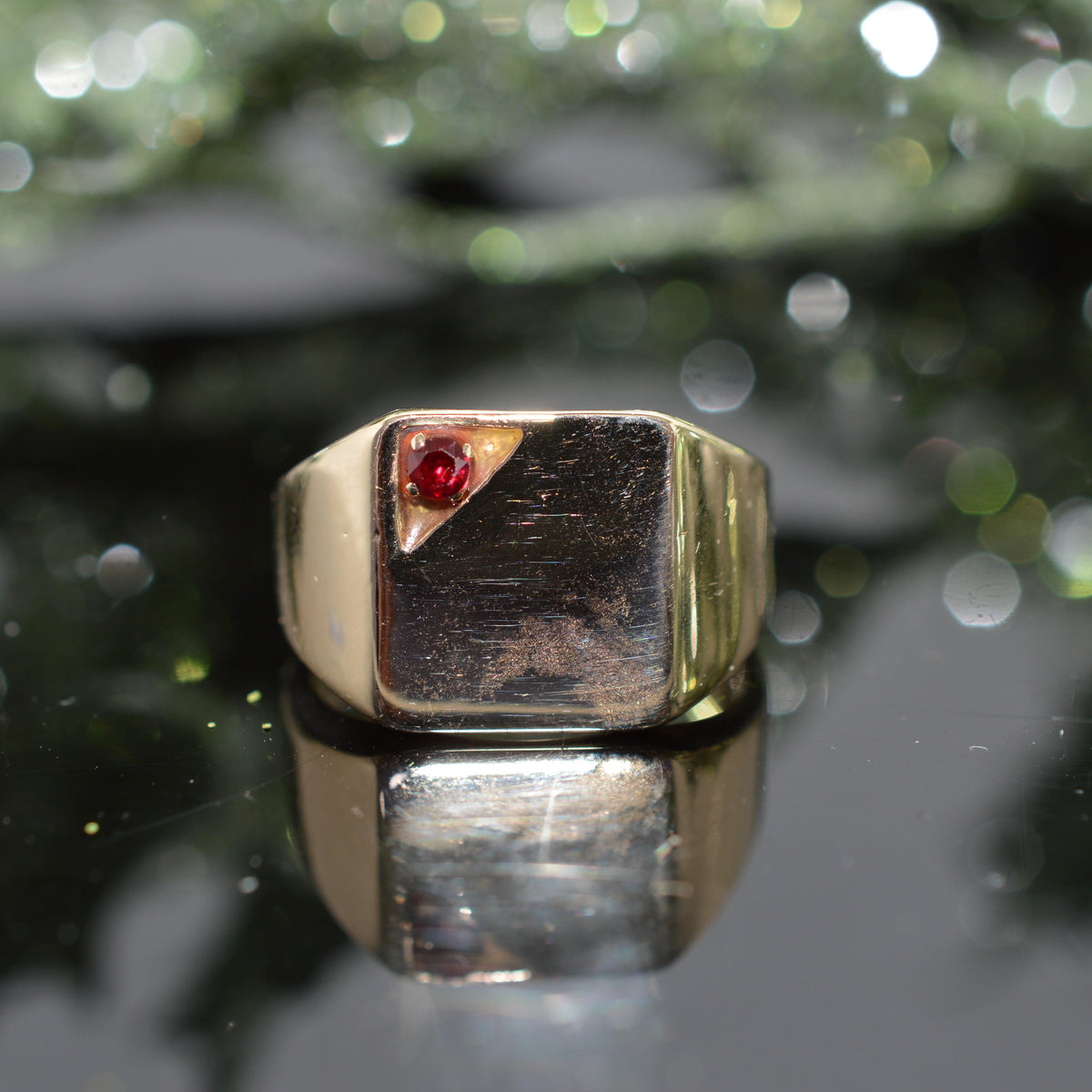 10K Yellow Gold Square Solid Back Signet Ring With Red Stone