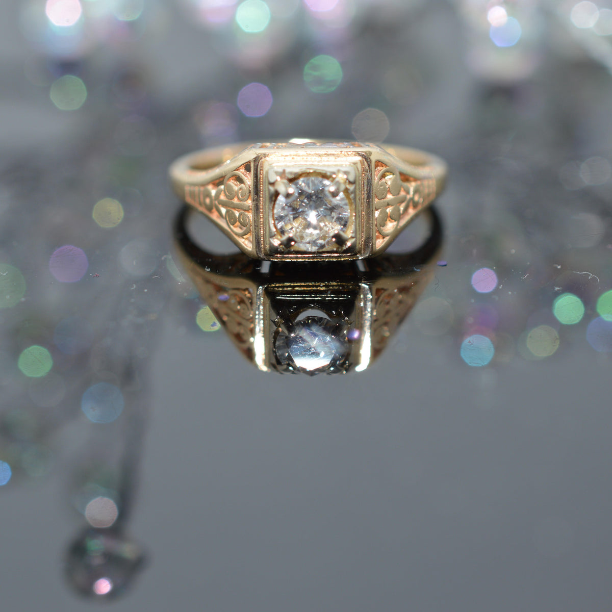 Antique Filigree 14K Yellow Gold Diamond Ring