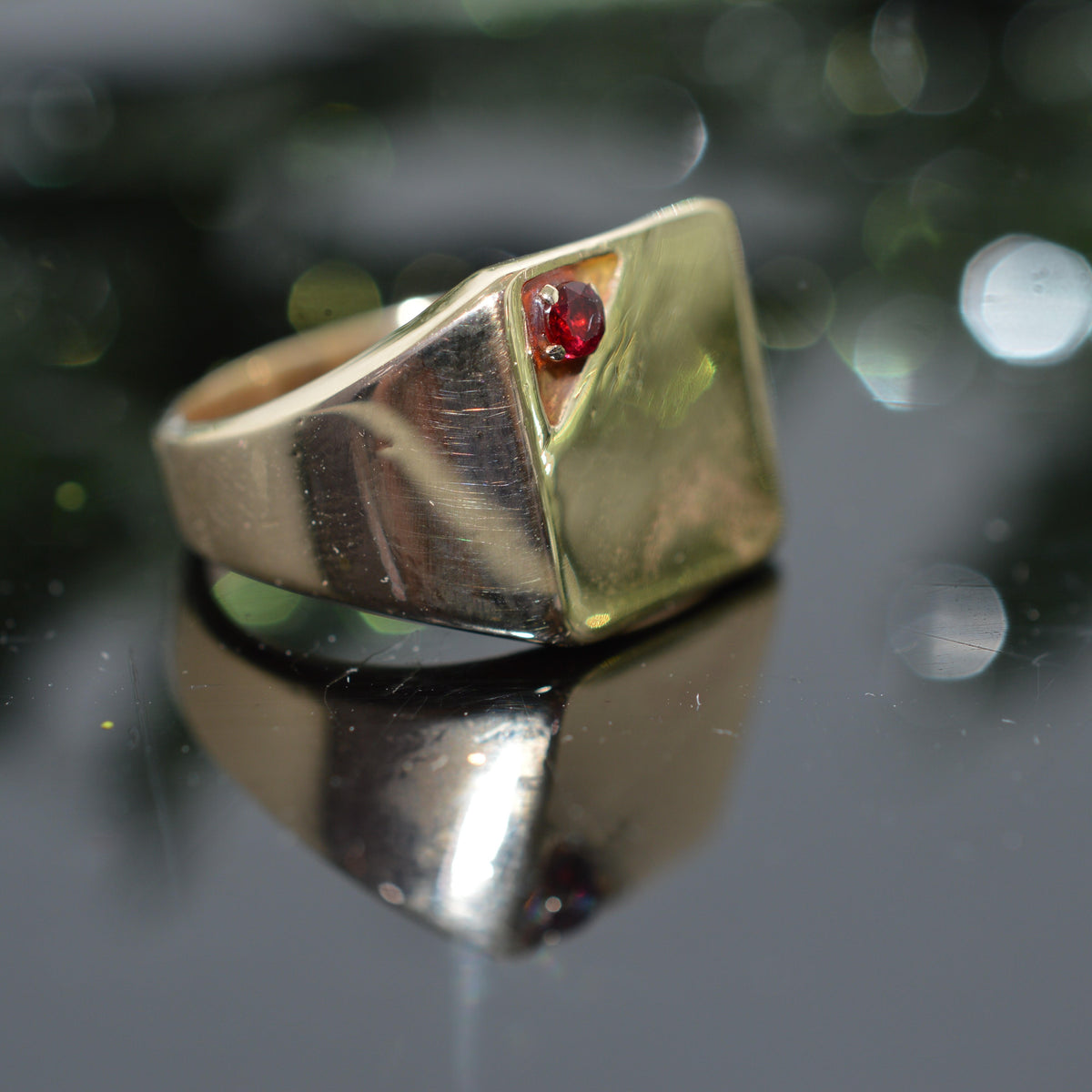 10K Yellow Gold Square Solid Back Signet Ring With Red Stone