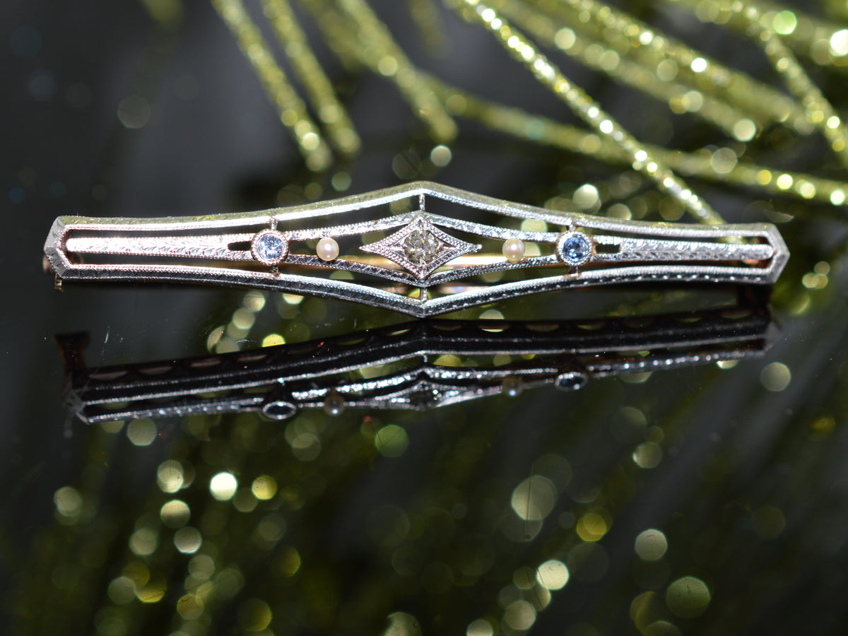 Platinum Topped 14K Yellow Gold Antique Bar Pin With Old European Cut Diamond