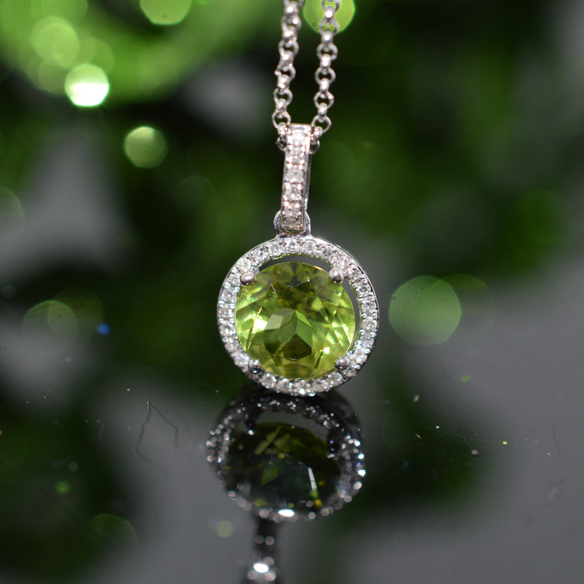 14K White Gold Round Peridot With Diamond Halo Necklace