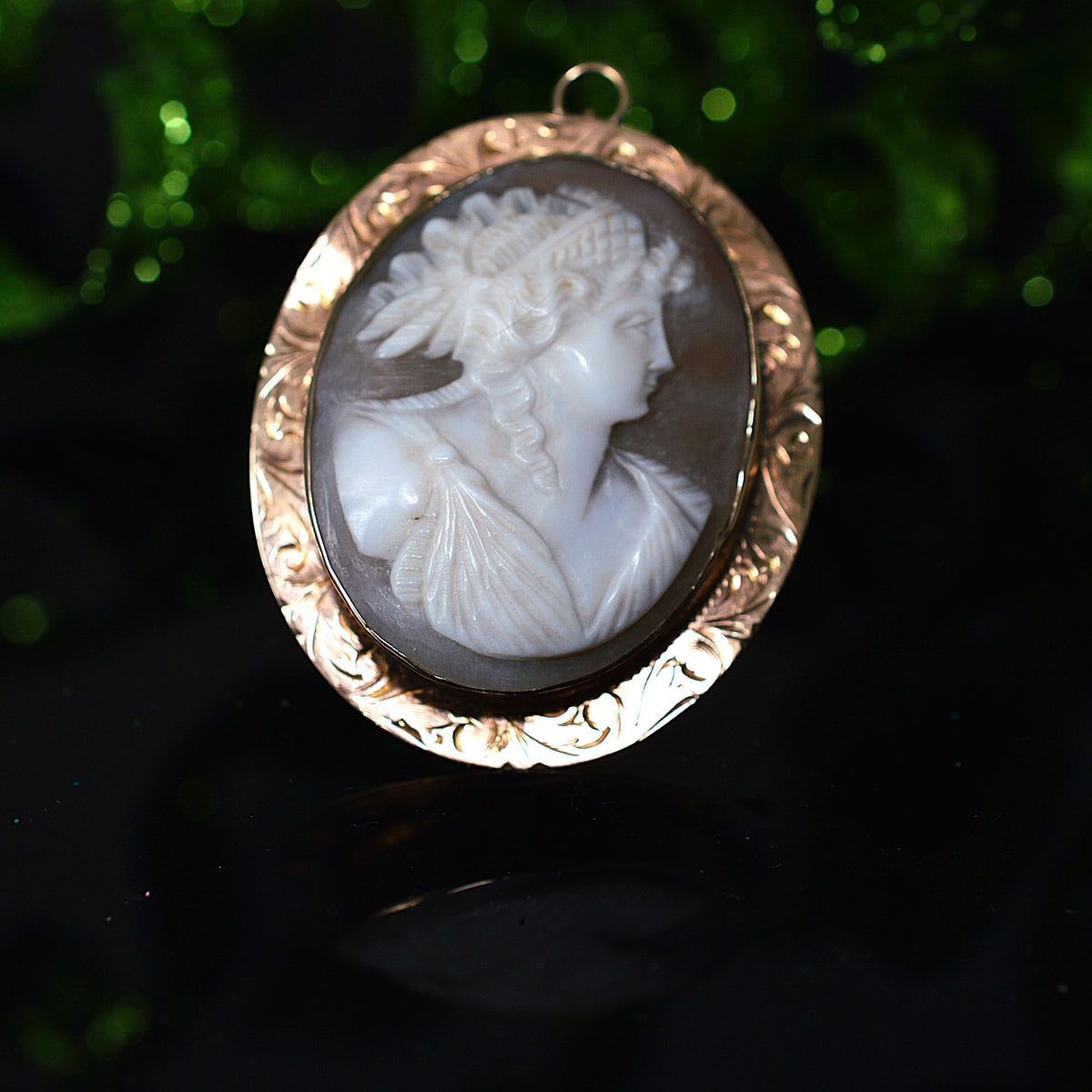 10K Yellow Gold Cameo Pin/Pendant With Fancy Engraved Border Dated 1916