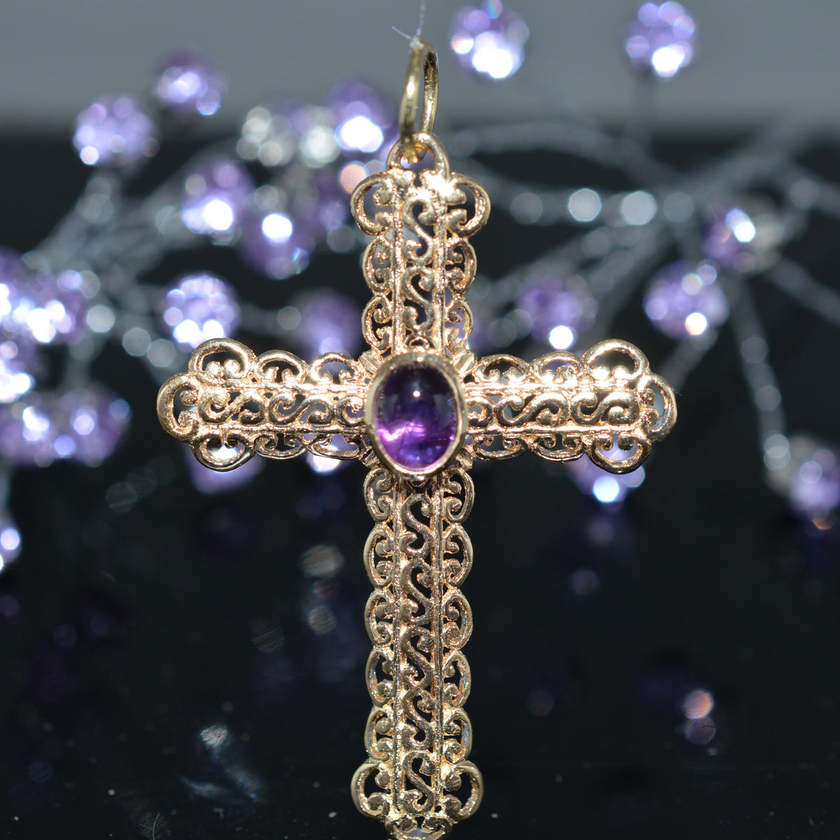 14K Yellow Gold Large Ornate Cross With Cabochon Amethyst
