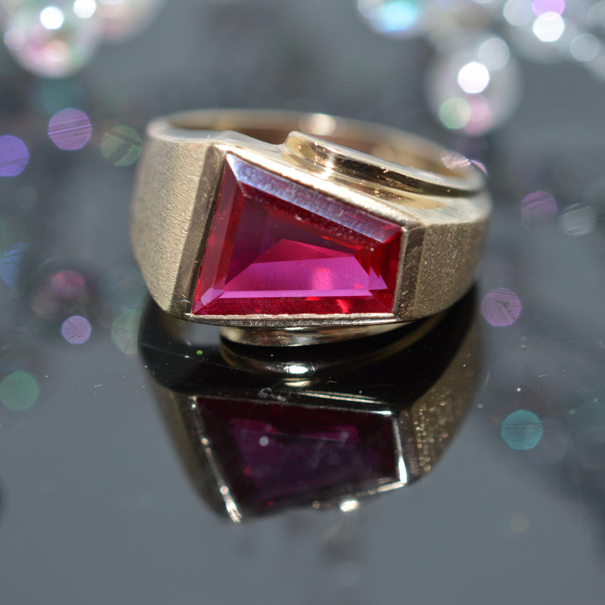 10K Yellow Gold Ring With Trapezoid Cut Red Synthetic Ruby