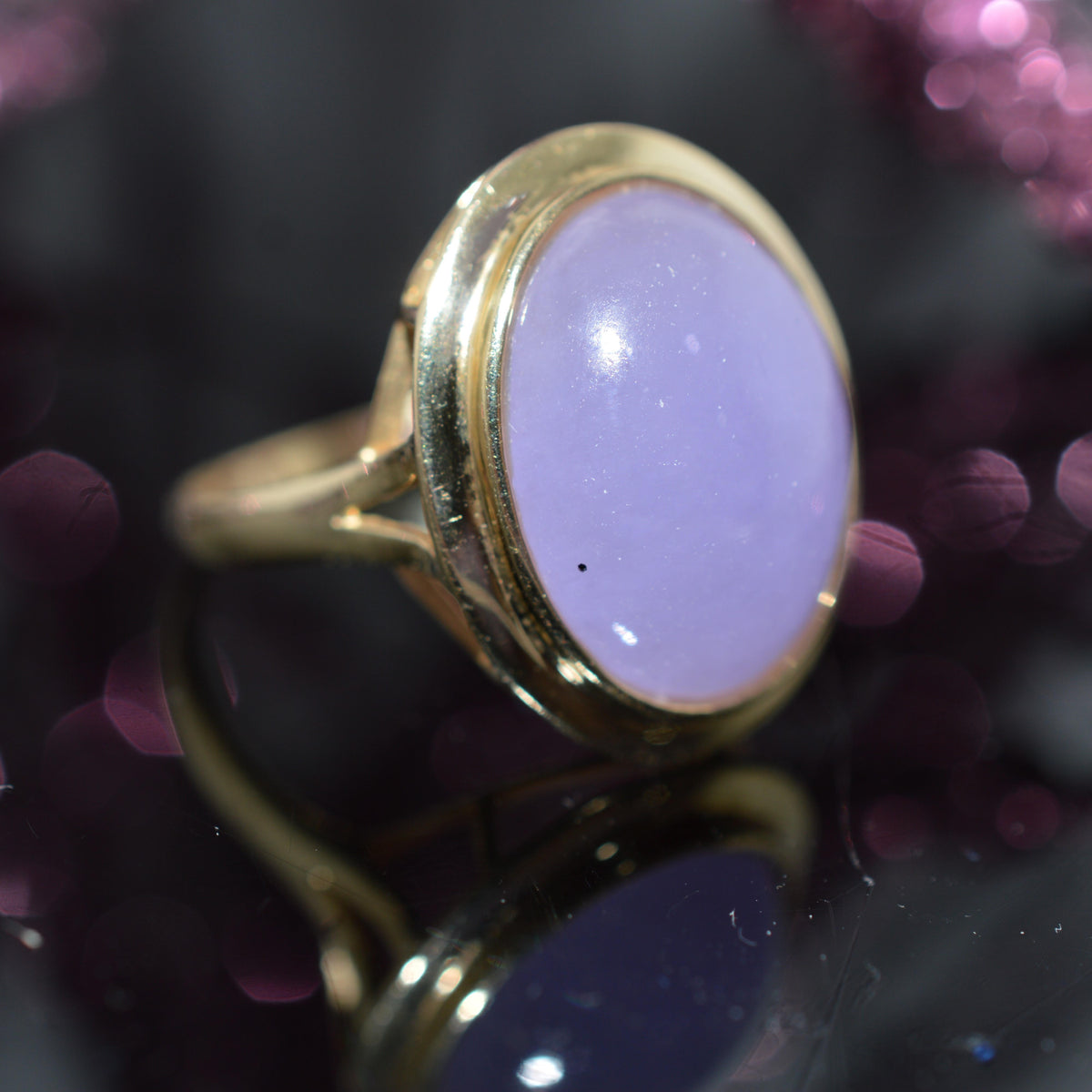 14K Yellow Gold Bezel Set Lavender Jade Ring