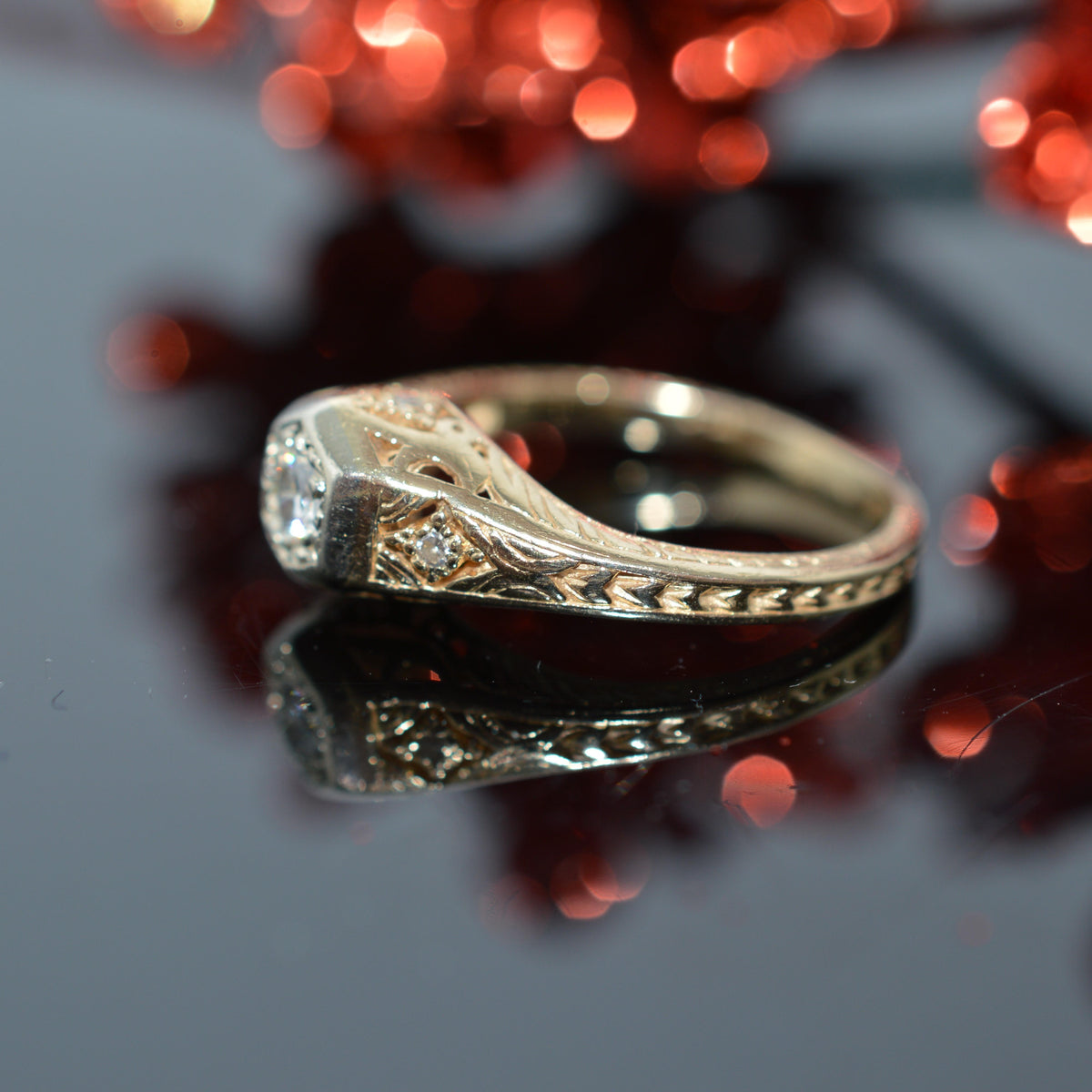 14K Yellow Gold Antique Style Filigree Diamond Ring