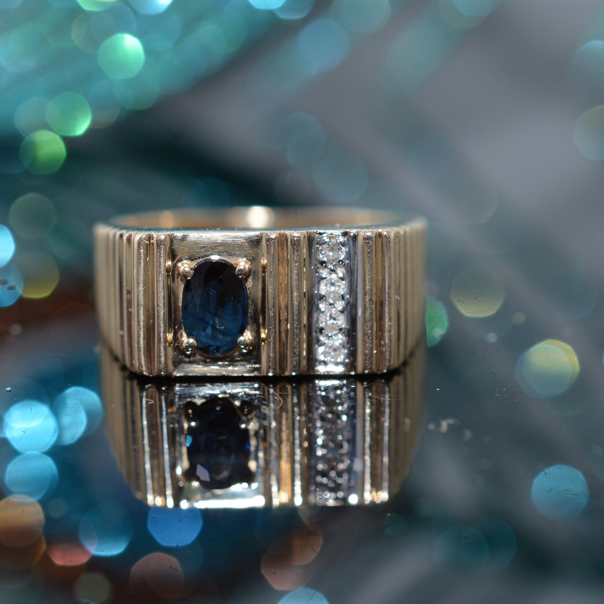Gents 14K Yellow Gold Oval Sapphire & Diamond Ribbed Ring