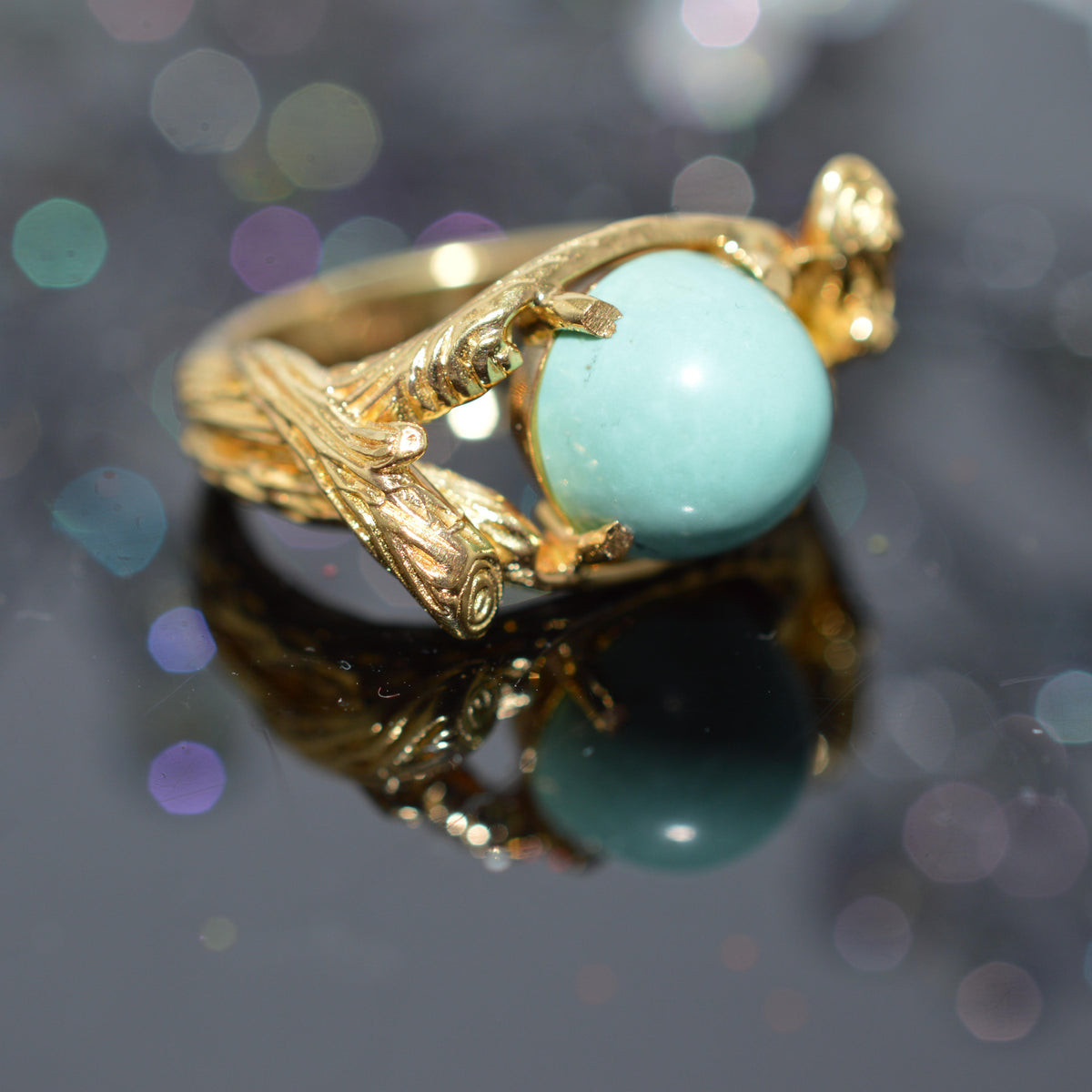 18K Yellow Gold Branch Design Ring With A Cabochon Turquoise