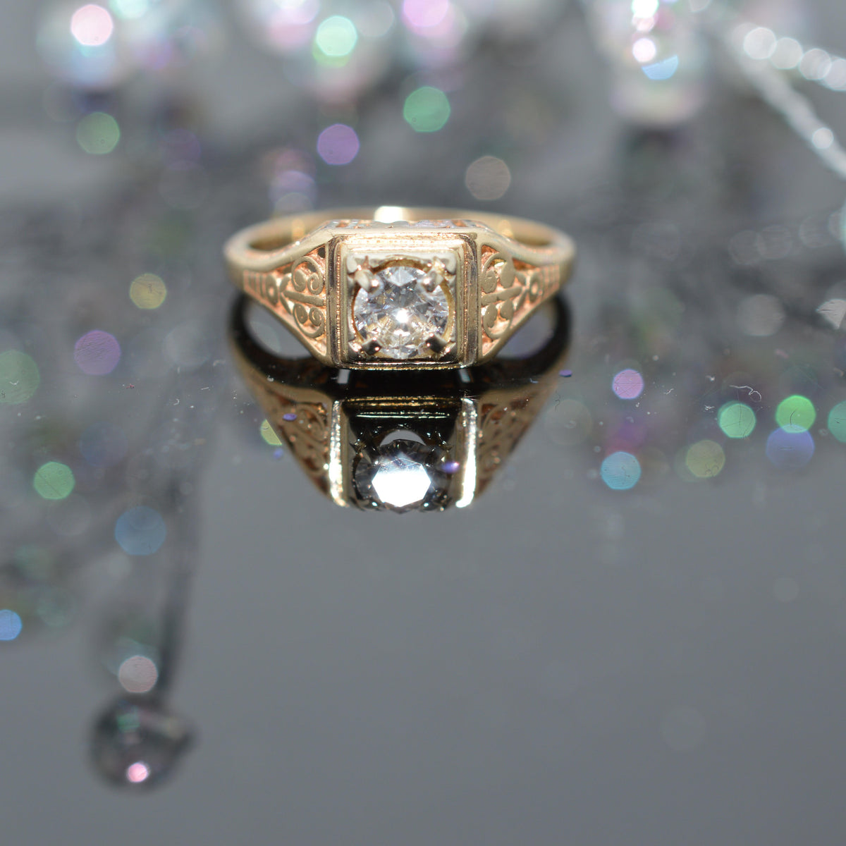 Antique Filigree 14K Yellow Gold Diamond Ring