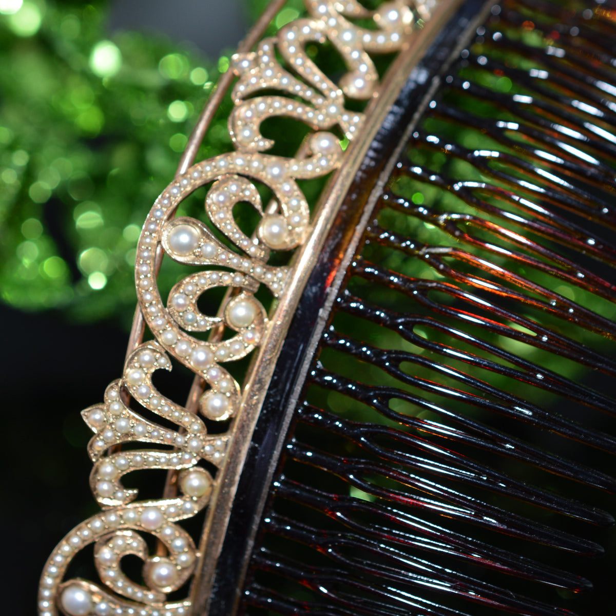 14K Yellow Gold Regency Style Hair Comb With Seed Pearls