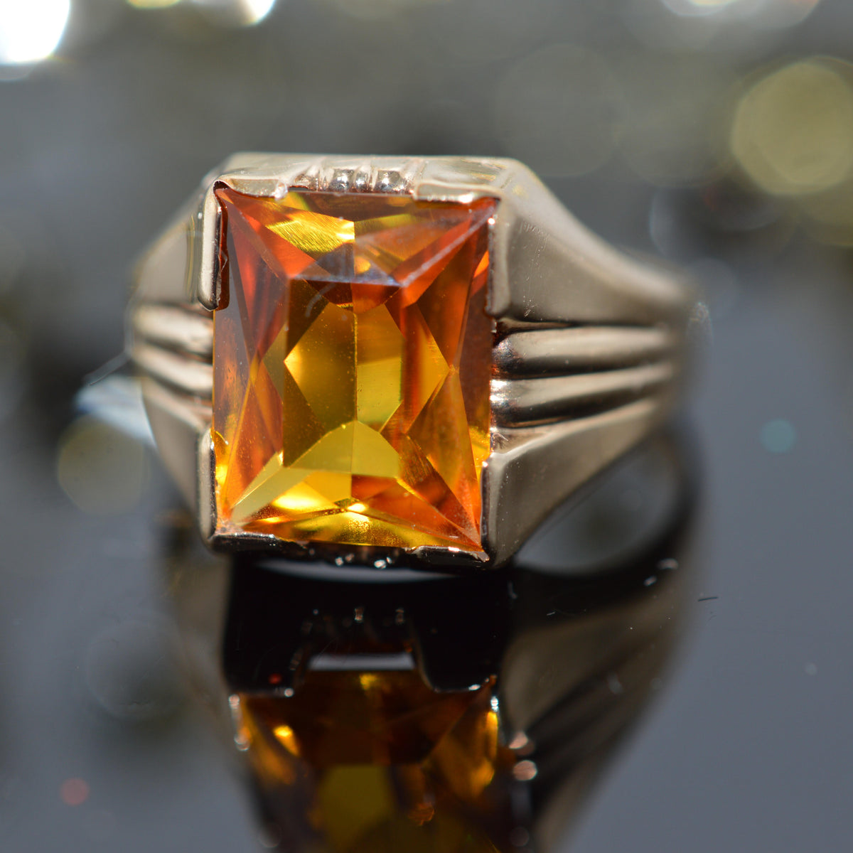 10K Yellow Gold Antique Synthetic Emerald Cut Yellow Stone Ring
