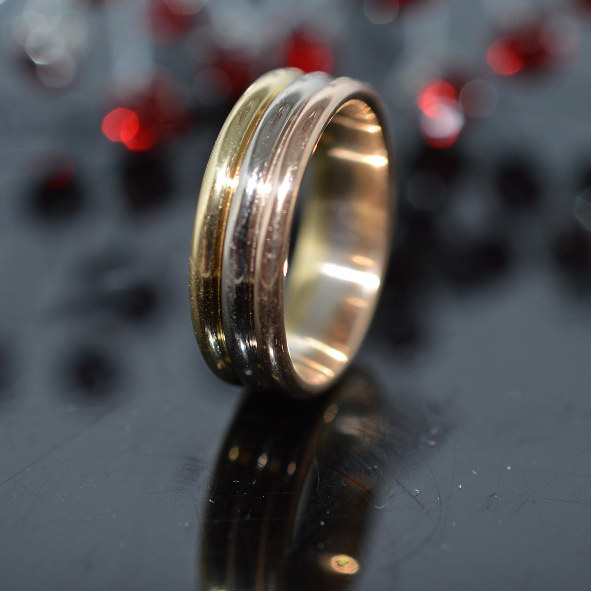 18K Tri-Color Gold Wedding Band