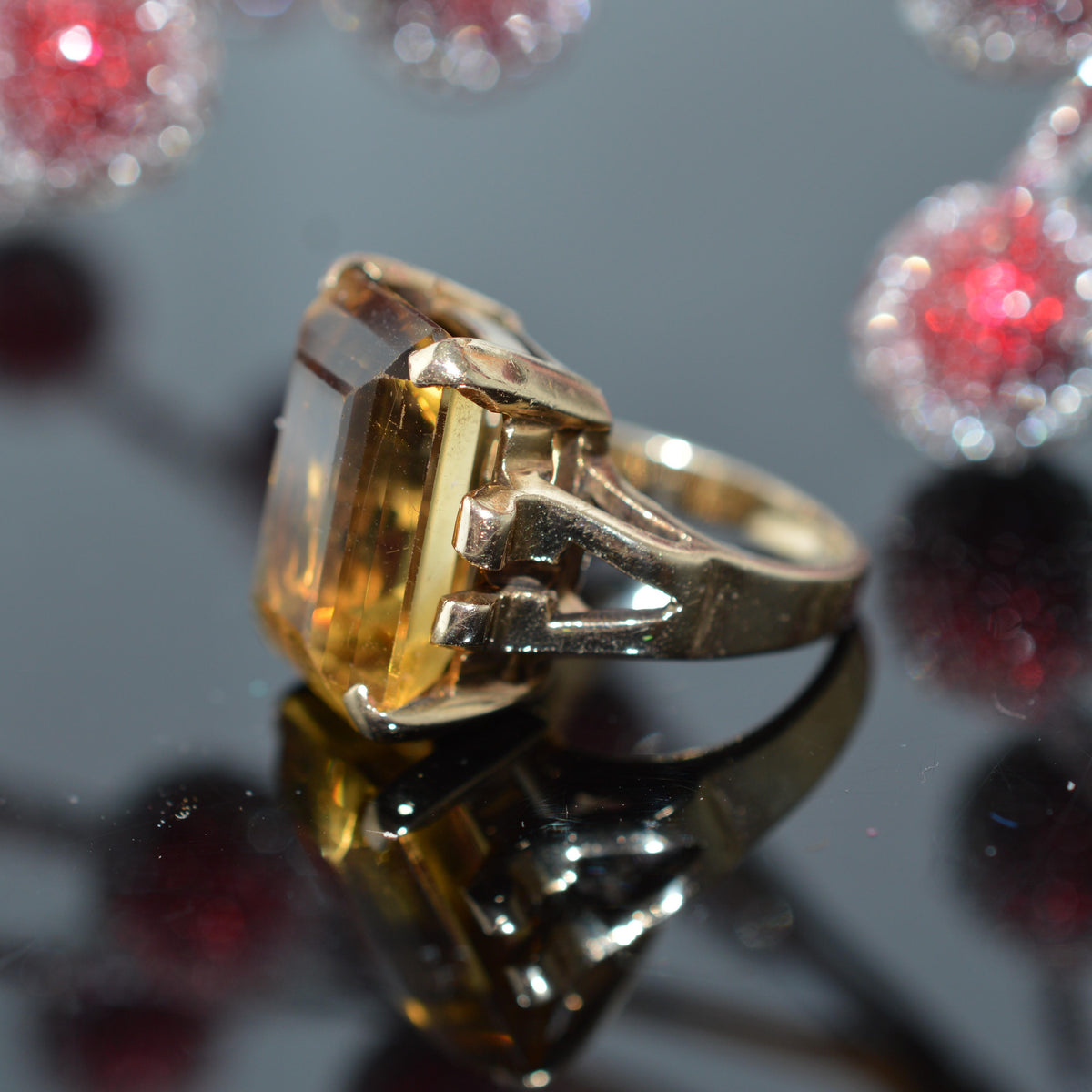 10K Yellow Gold Emerald Cut Citrine Ring