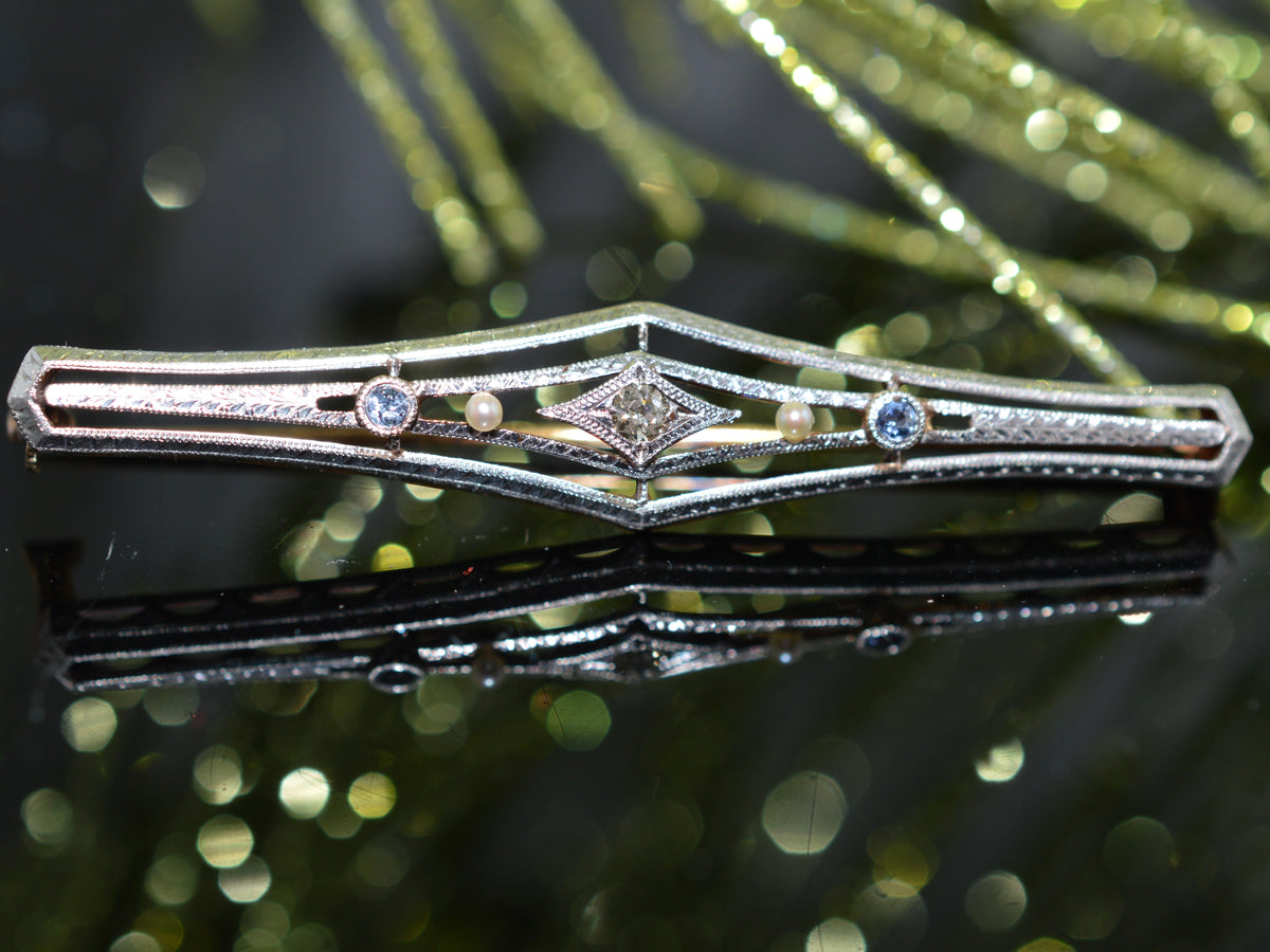 Platinum Topped 14K Yellow Gold Antique Bar Pin With Old European Cut Diamond