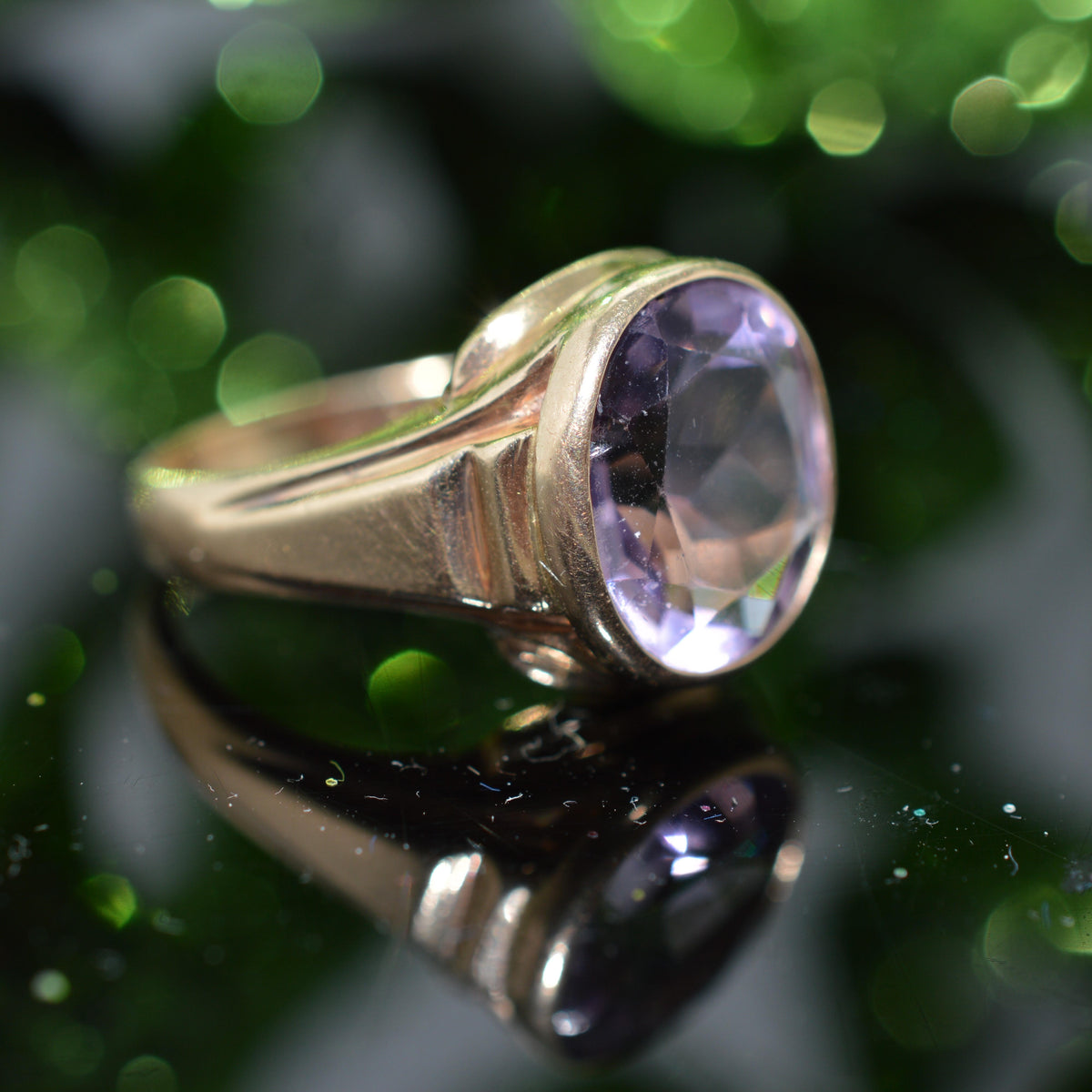 14K Yellow Gold Bezel Set Rose-de-France Oval Amethyst Ring