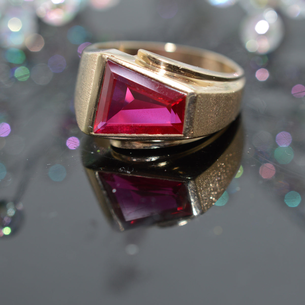 10K Yellow Gold Ring With Trapezoid Cut Red Synthetic Ruby