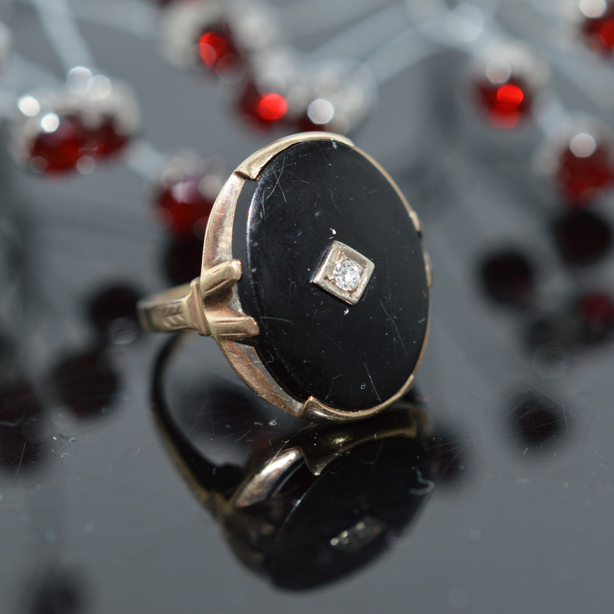 14K Yellow Gold Oval Black Onyx And Diamond Ring
