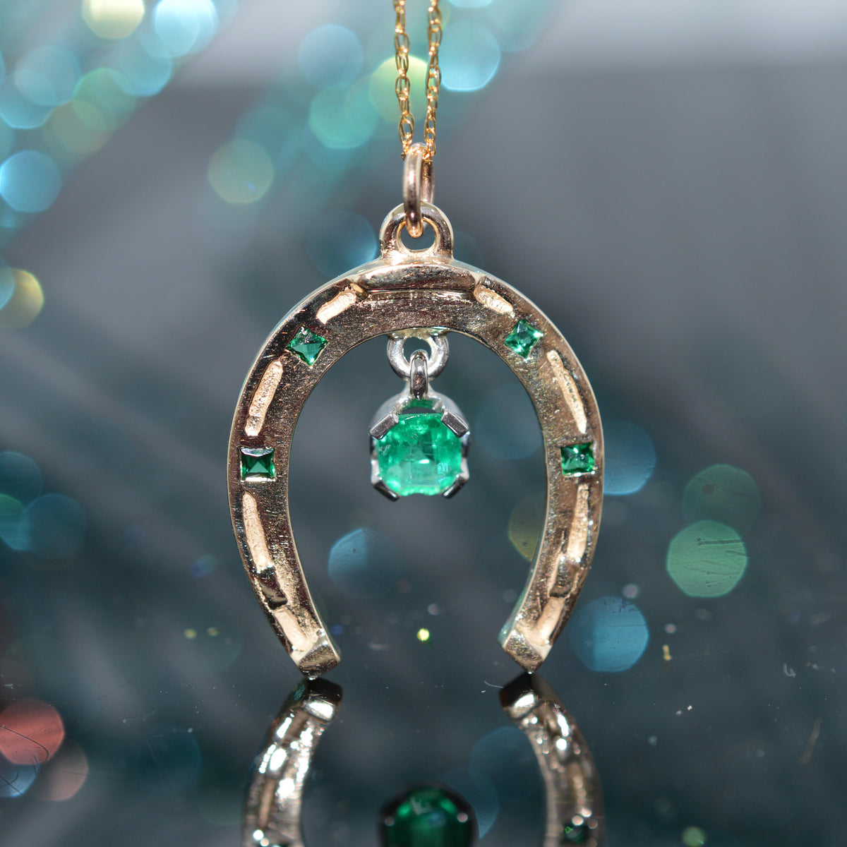 14K Yellow Gold Good Luck Emerald Horseshoe Pendant With Chain