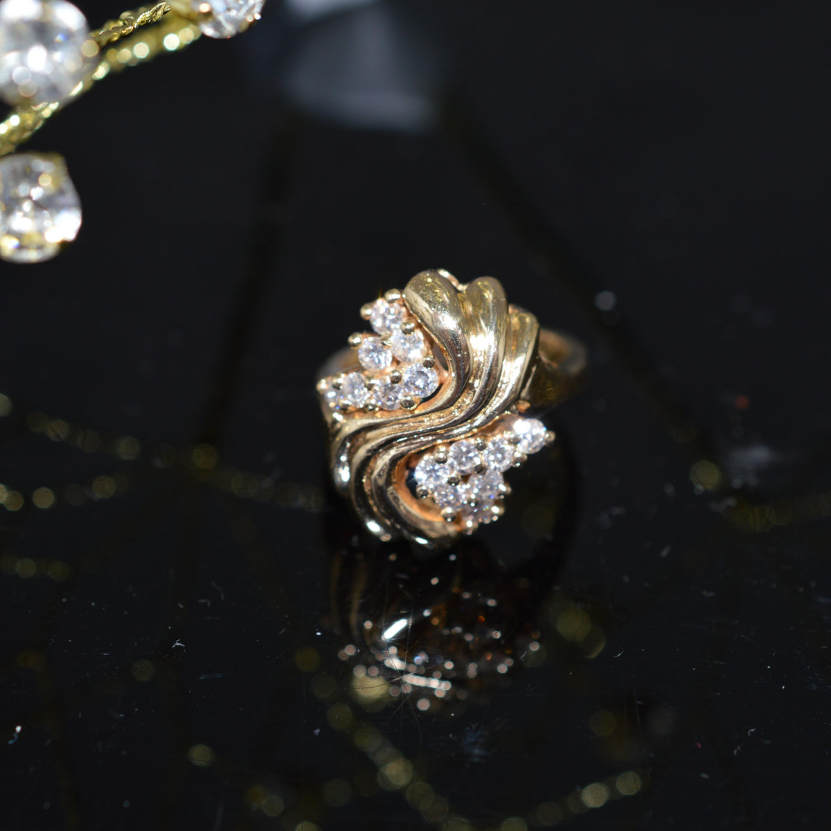 Beautiful 14K Yellow Gold Diamond Cluster Ring