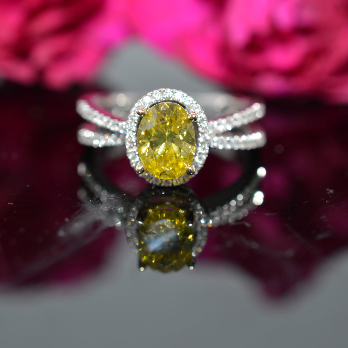 18K White Gold Split Shank Diamond Ring With Oval Yellow Diamond