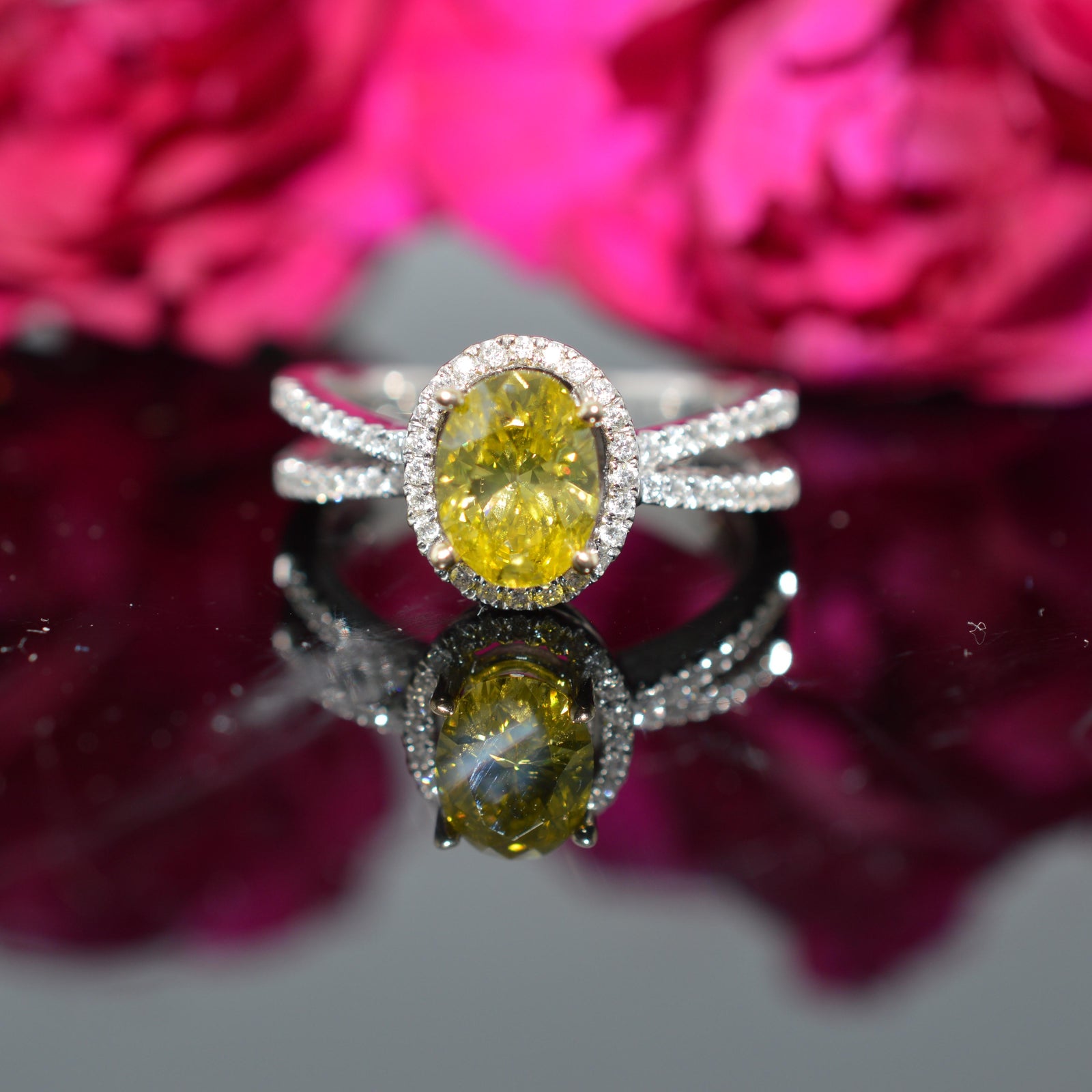 18K White Gold Split Shank Diamond Ring With Oval Yellow Diamond