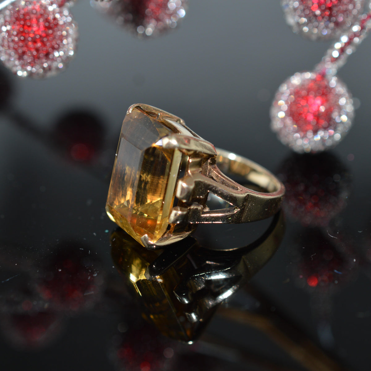 10K Yellow Gold Emerald Cut Citrine Ring