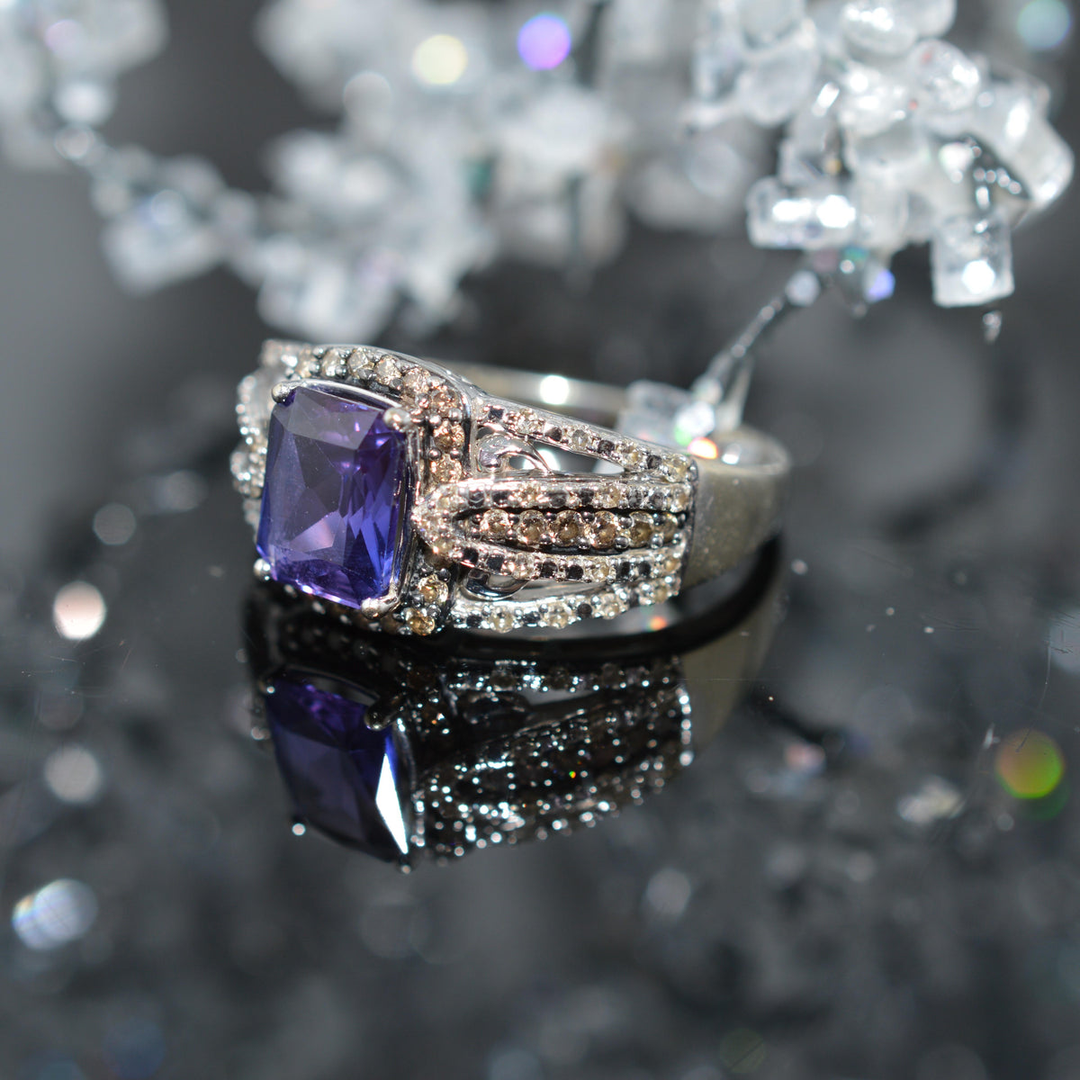 10K White Gold Ring With Diamonds & A Created Alexandrite
