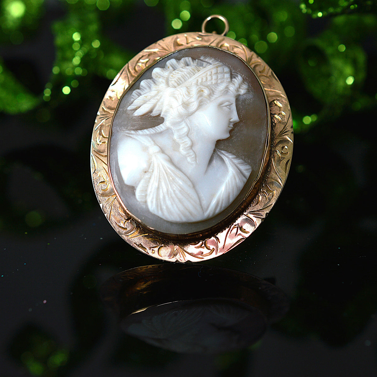 10K Yellow Gold Cameo Pin/Pendant With Fancy Engraved Border Dated 1916