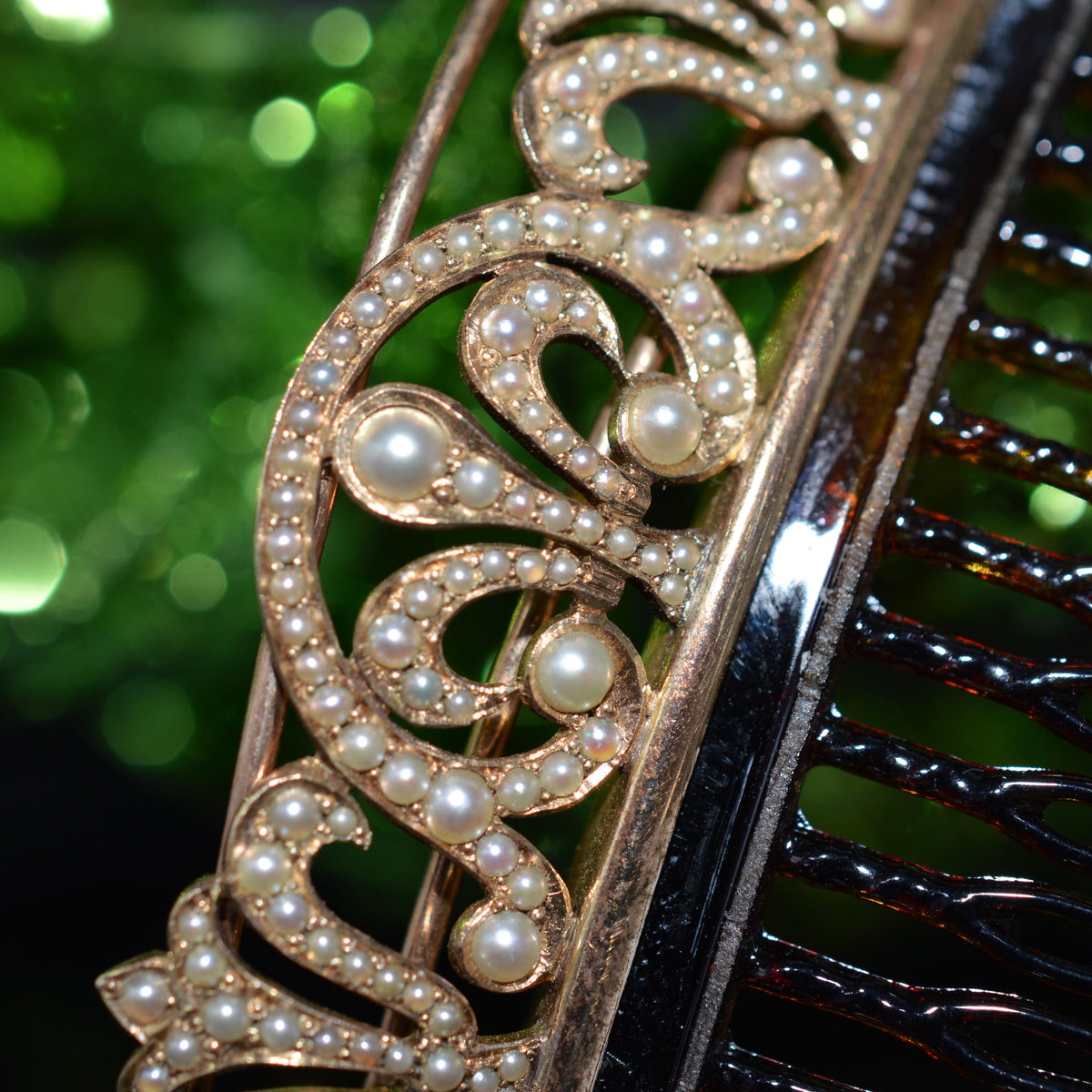 14K Yellow Gold Regency Style Hair Comb With Seed Pearls