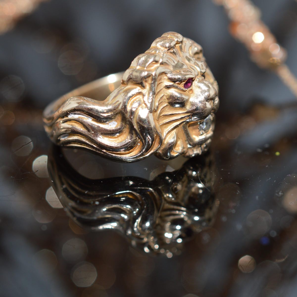 Stunning 14K Yellow Gold Lion's Head Ring With Diamond & Rubies