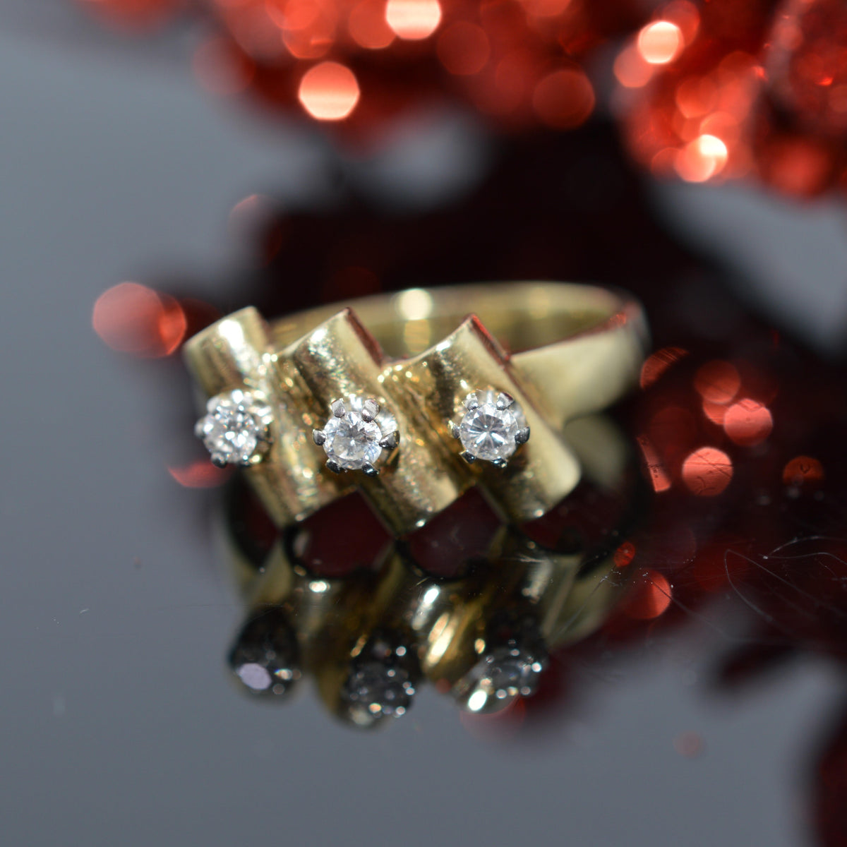 14K Yellow Gold Terracotta Roof Tile Design 3 Diamond Ring