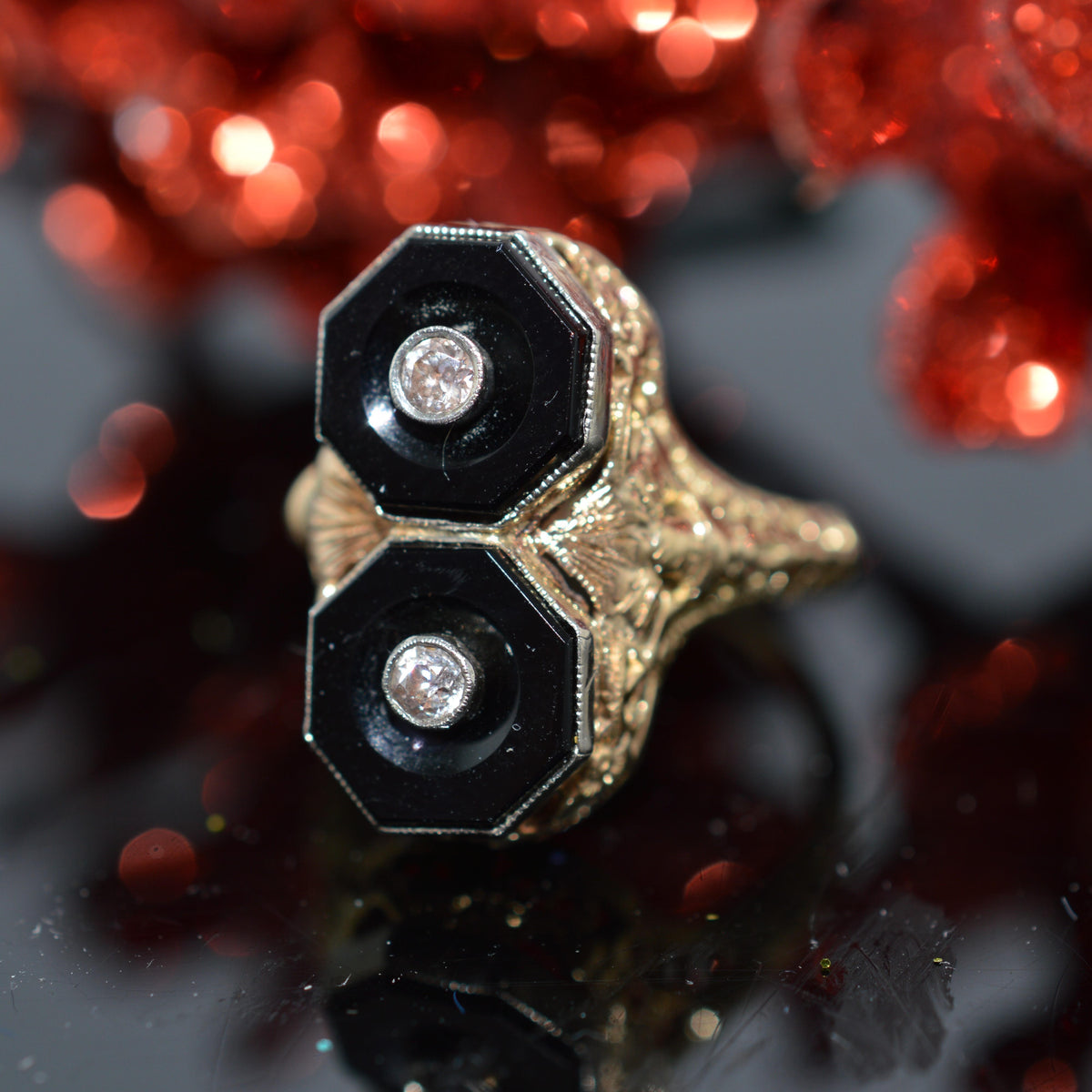 14K Yellow Gold Antique Filigree Ring With 2 Octagonal Black Onyx & 2 Diamonds