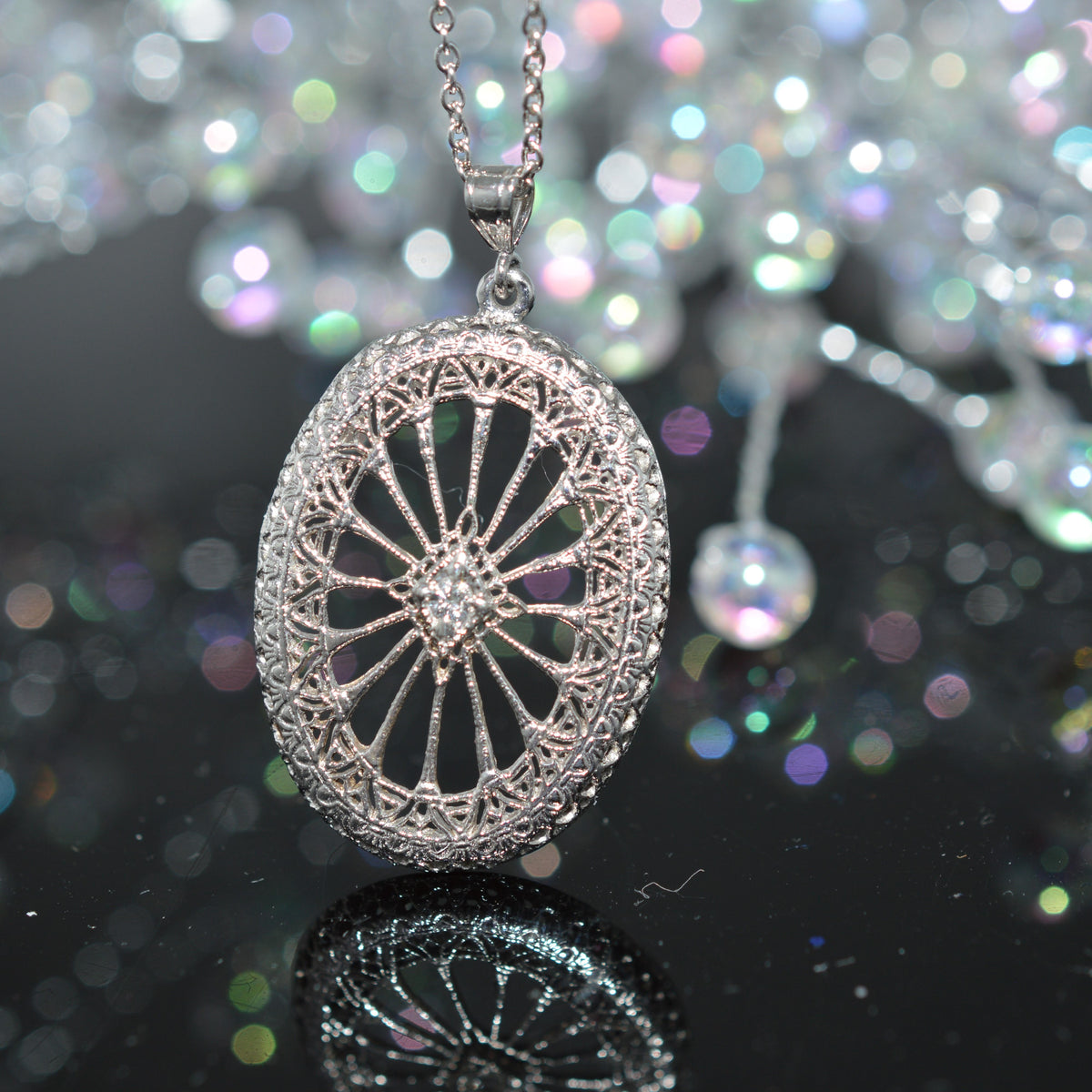 14K White Gold Oval Filigree Pendant With Diamond