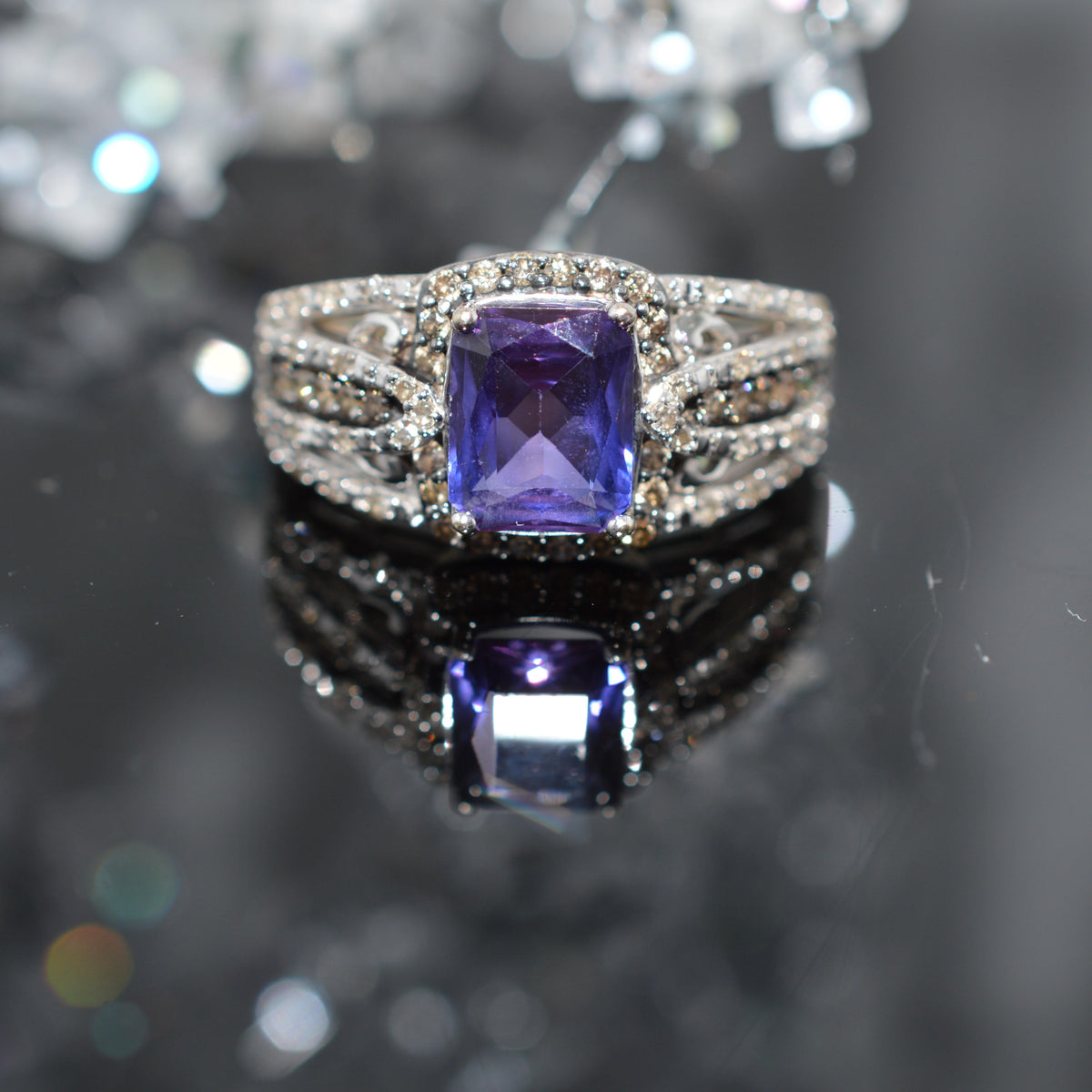 10K White Gold Ring With Diamonds & A Created Alexandrite