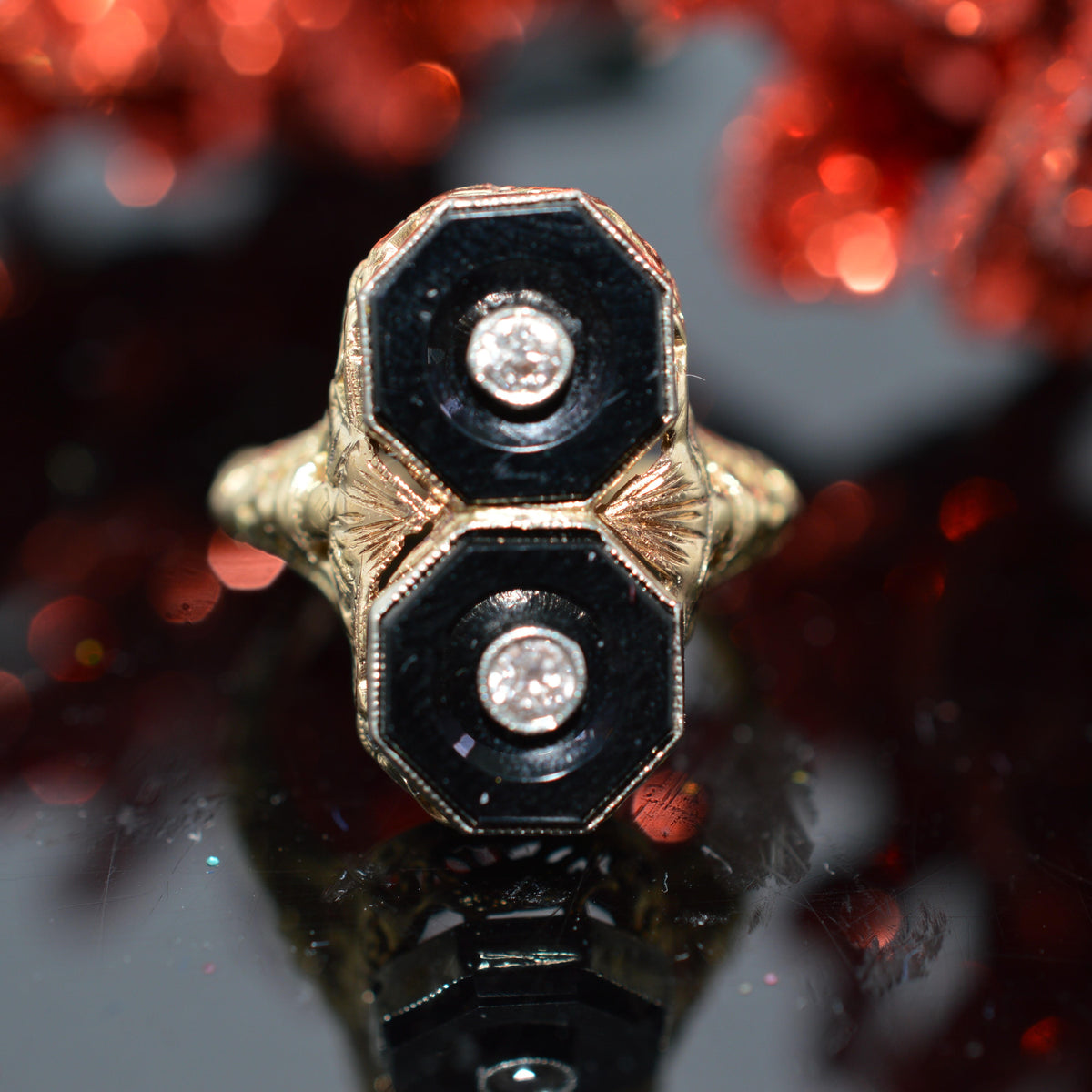14K Yellow Gold Antique Filigree Ring With 2 Octagonal Black Onyx & 2 Diamonds
